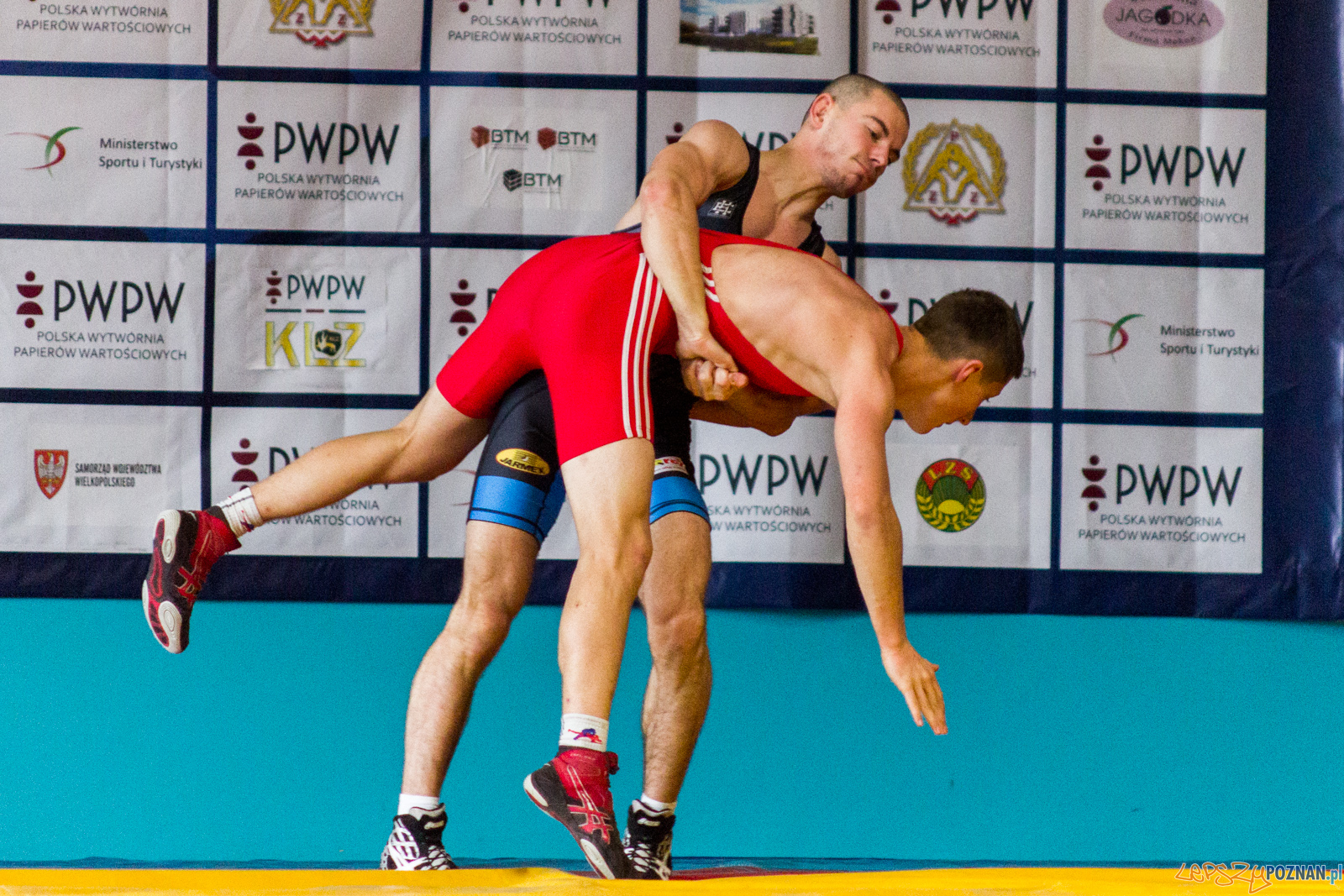 Młodzieżowe Mistrzostwa Polski w Zapasach Foto: lepszyPOZNAN.pl / Ewelina Jaskowiak Młodzieżowe Mistrzostwa Polski w Zapasach Foto: lepszyPOZNAN.pl / Ewelina Jaskowiak