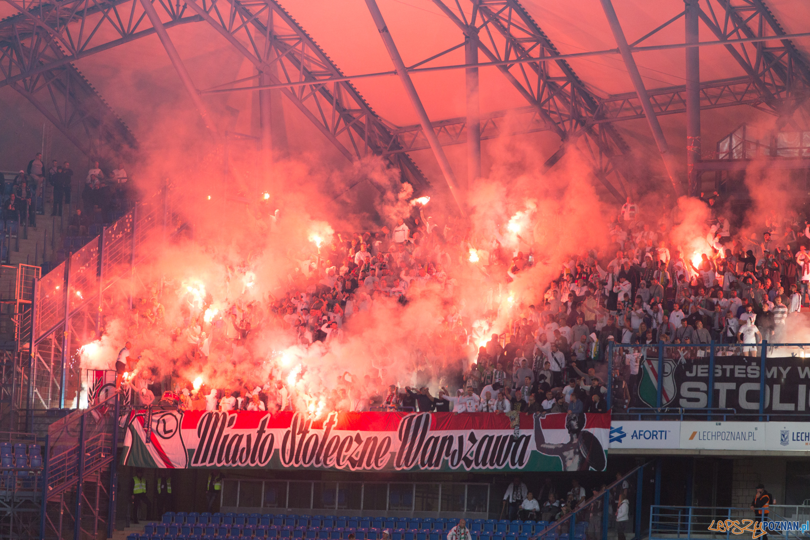 11. kolejka Ekstraklasy - Lech Poznań - Legia Warszawa Foto: lepszyPOZNAN.pl/Piotr Rychter 11. kolejka Ekstraklasy - Lech Poznań - Legia Warszawa Foto: lepszyPOZNAN.pl/Piotr Rychter