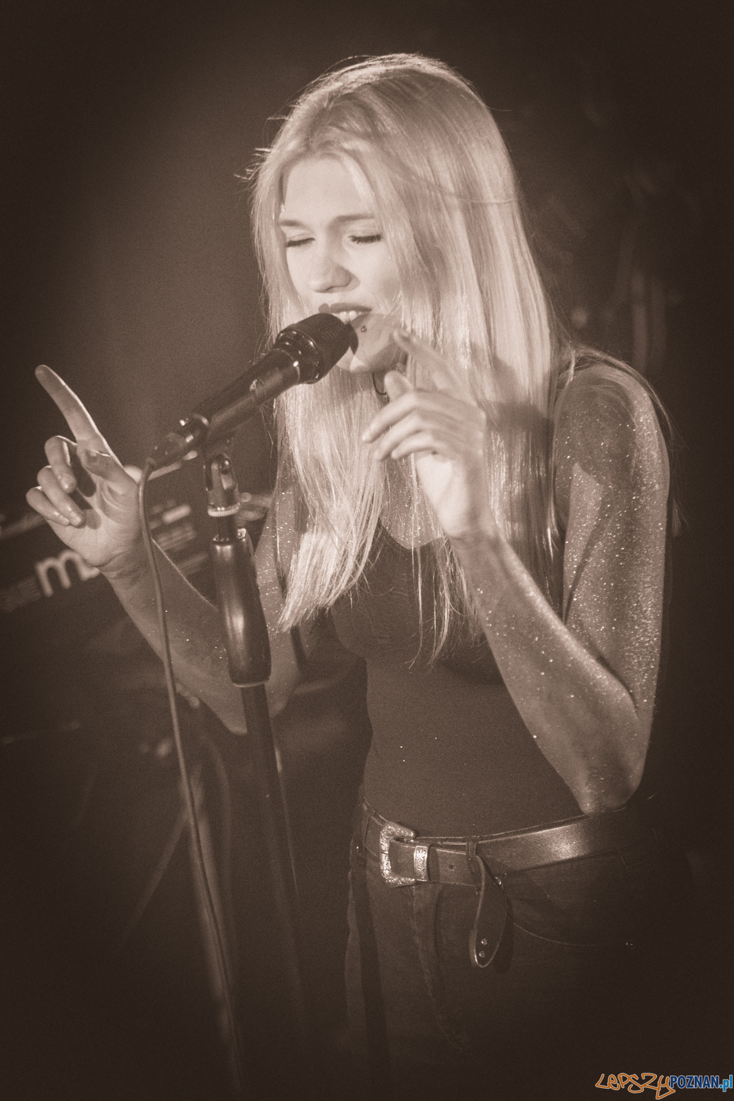 Daria Zawiałow (12.10.2017) Blue Note Foto: © lepszyPOZNAN.pl / Karolina Kiraga Daria Zawiałow (12.10.2017) Blue Note Foto: © lepszyPOZNAN.pl / Karolina Kiraga