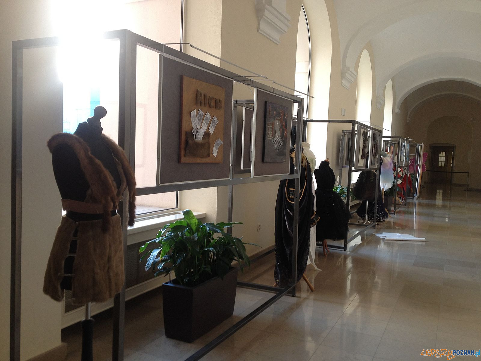 Wystawa młodych kreatorów mody w UMP (3) Foto: Lidia Koralewska Wystawa młodych kreatorów mody w UMP (3) Foto: Lidia Koralewska