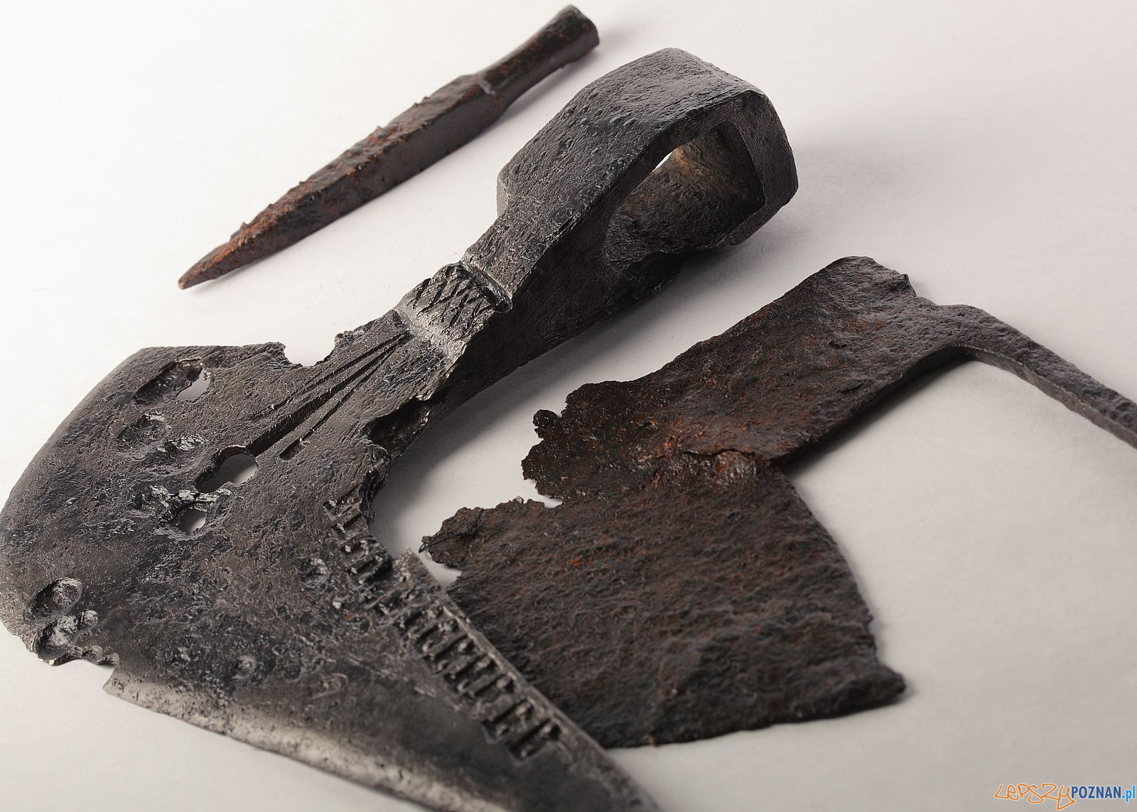 Skarby Lwowa w Muzeum Archeologicznym Foto: Łesia Kwyk; Agnieszka Susuł, photo-lviv.in.ua-min Skarby Lwowa w Muzeum Archeologicznym Foto: Łesia Kwyk; Agnieszka Susuł, photo-lviv.in.ua-min