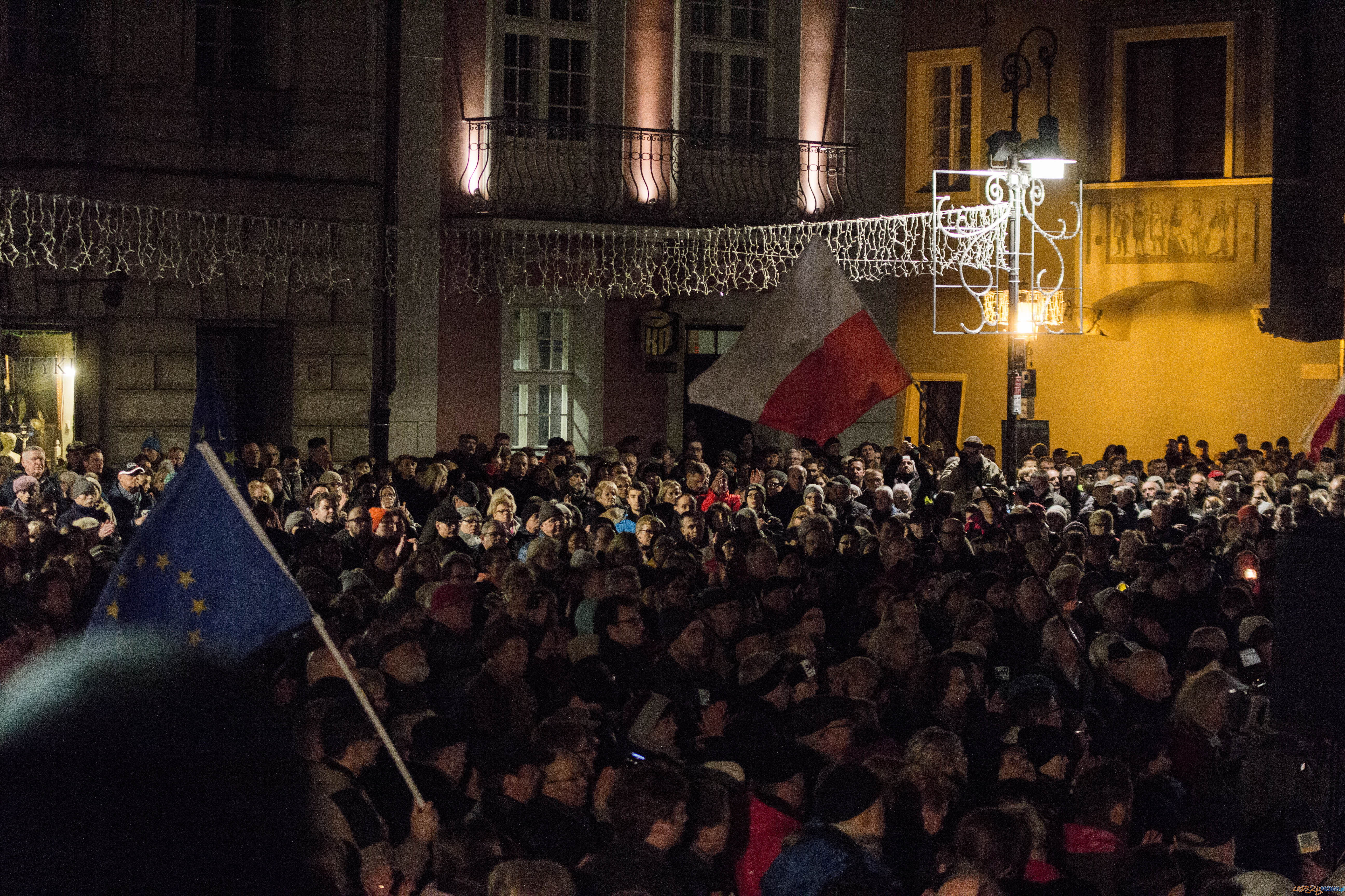 Łańcuch Swiatła Foto: lepszyPOZNAN.pl / Ewelina Jaskowiak Łańcuch Swiatła Foto: lepszyPOZNAN.pl / Ewelina Jaskowiak