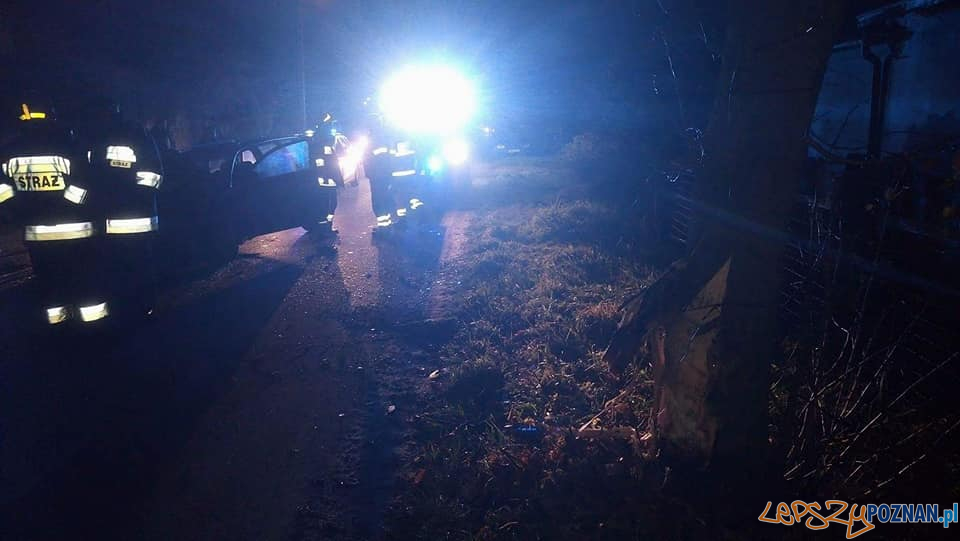 Wypadek w miejscowości Łosiniec Foto: OSP Skoki Wypadek w miejscowości Łosiniec Foto: OSP Skoki