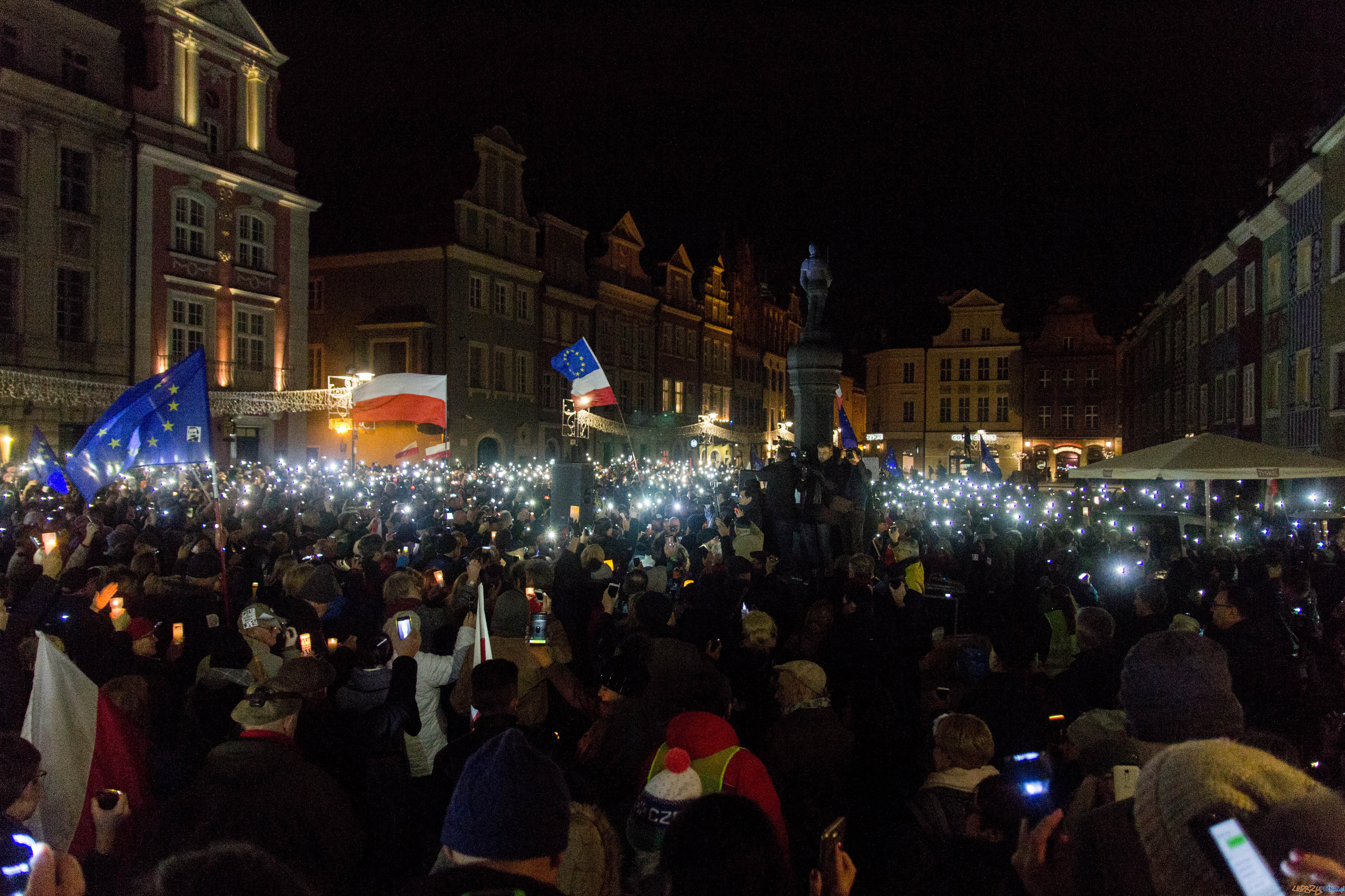 Łańcuch Swiatła Foto: lepszyPOZNAN.pl / Ewelina Jaskowiak Łańcuch Swiatła Foto: lepszyPOZNAN.pl / Ewelina Jaskowiak