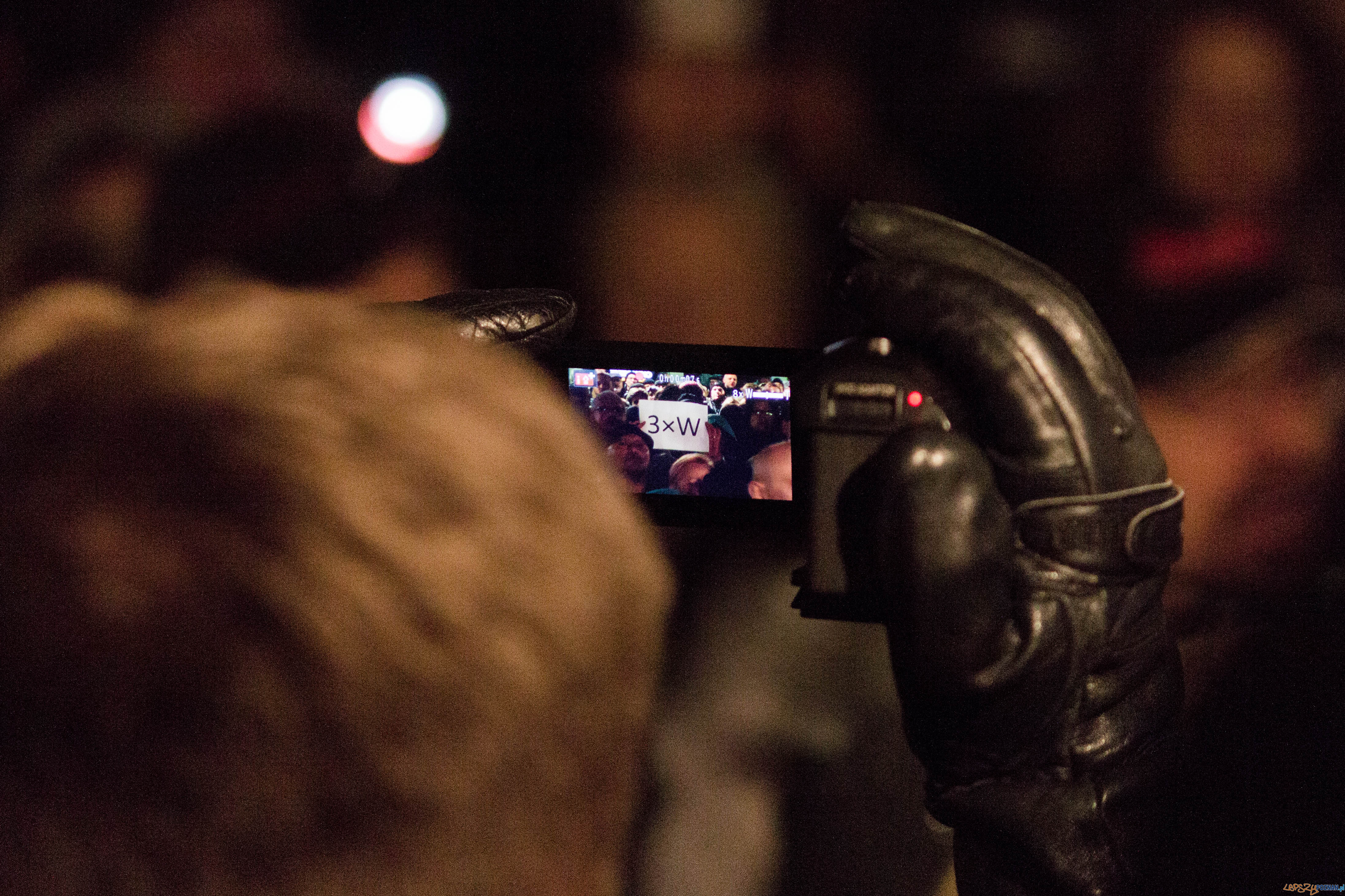 Łańcuch Swiatła Foto: lepszyPOZNAN.pl / Ewelina Jaskowiak Łańcuch Swiatła Foto: lepszyPOZNAN.pl / Ewelina Jaskowiak