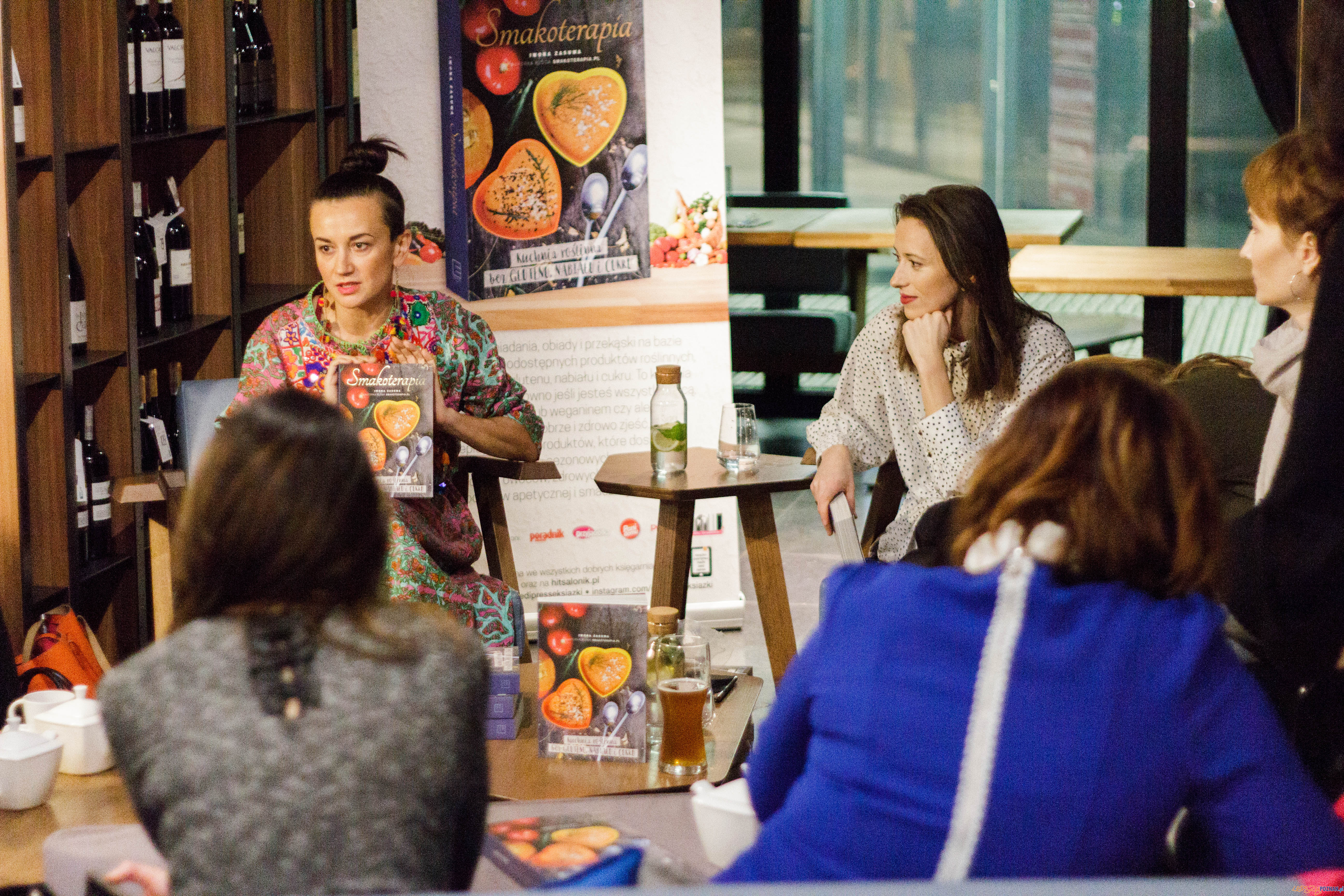 Smakoterapia-autorskie spotkanie z Iwona Zasuwa Foto: lepszyPOZNAN.pl / Ewelina Jaskowiak Smakoterapia-autorskie spotkanie z Iwona Zasuwa Foto: lepszyPOZNAN.pl / Ewelina Jaskowiak