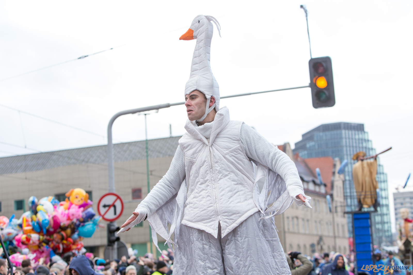 Imieniny Ulicy
Obywatel Święty Marcin Foto: lepszyPOZNAN.pl/Piotr Rychter Imieniny Ulicy
Obywatel Święty Marcin Foto: lepszyPOZNAN.pl/Piotr Rychter