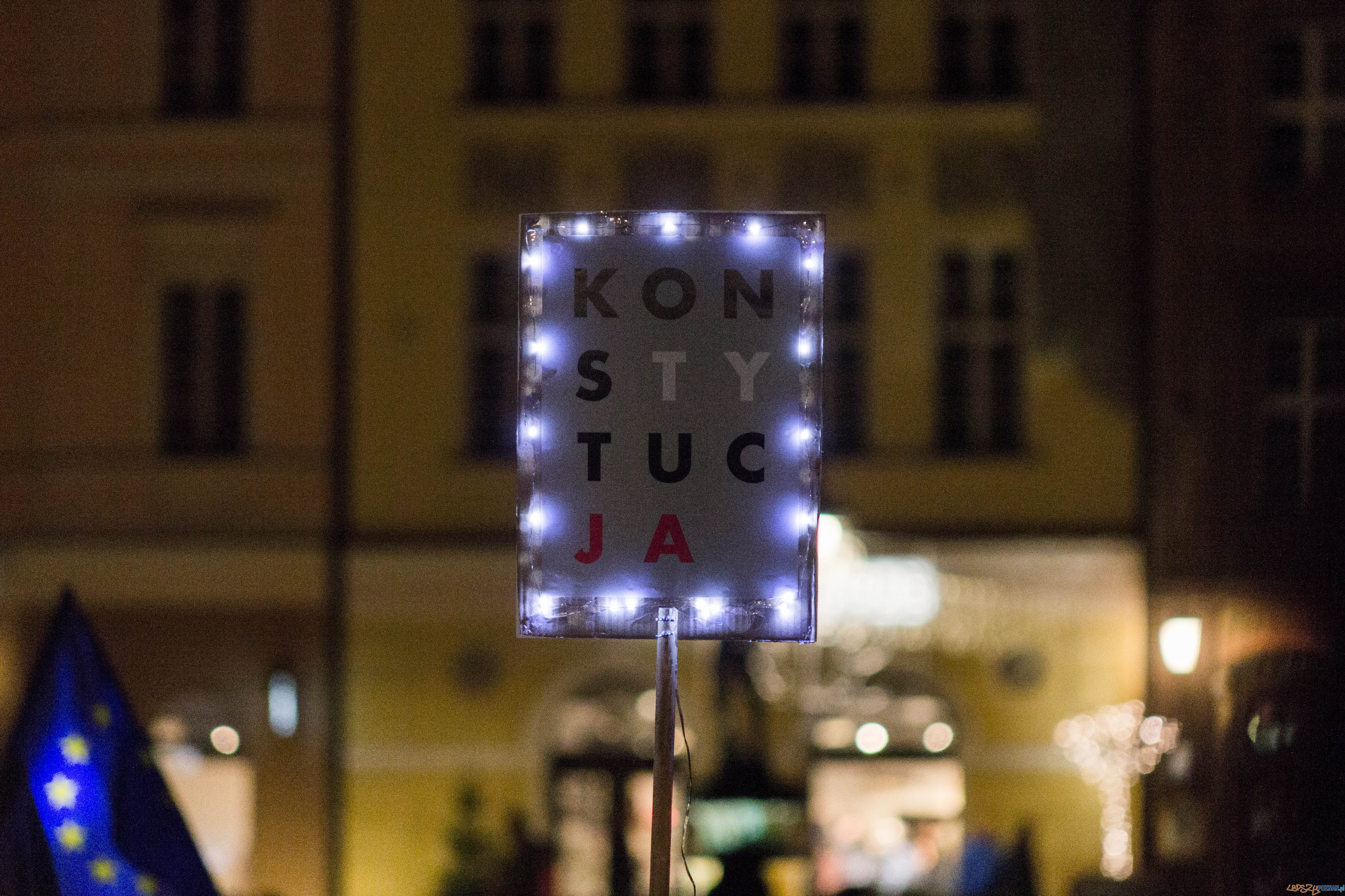 Łańcuch Swiatła Foto: lepszyPOZNAN.pl / Ewelina Jaskowiak Łańcuch Swiatła Foto: lepszyPOZNAN.pl / Ewelina Jaskowiak