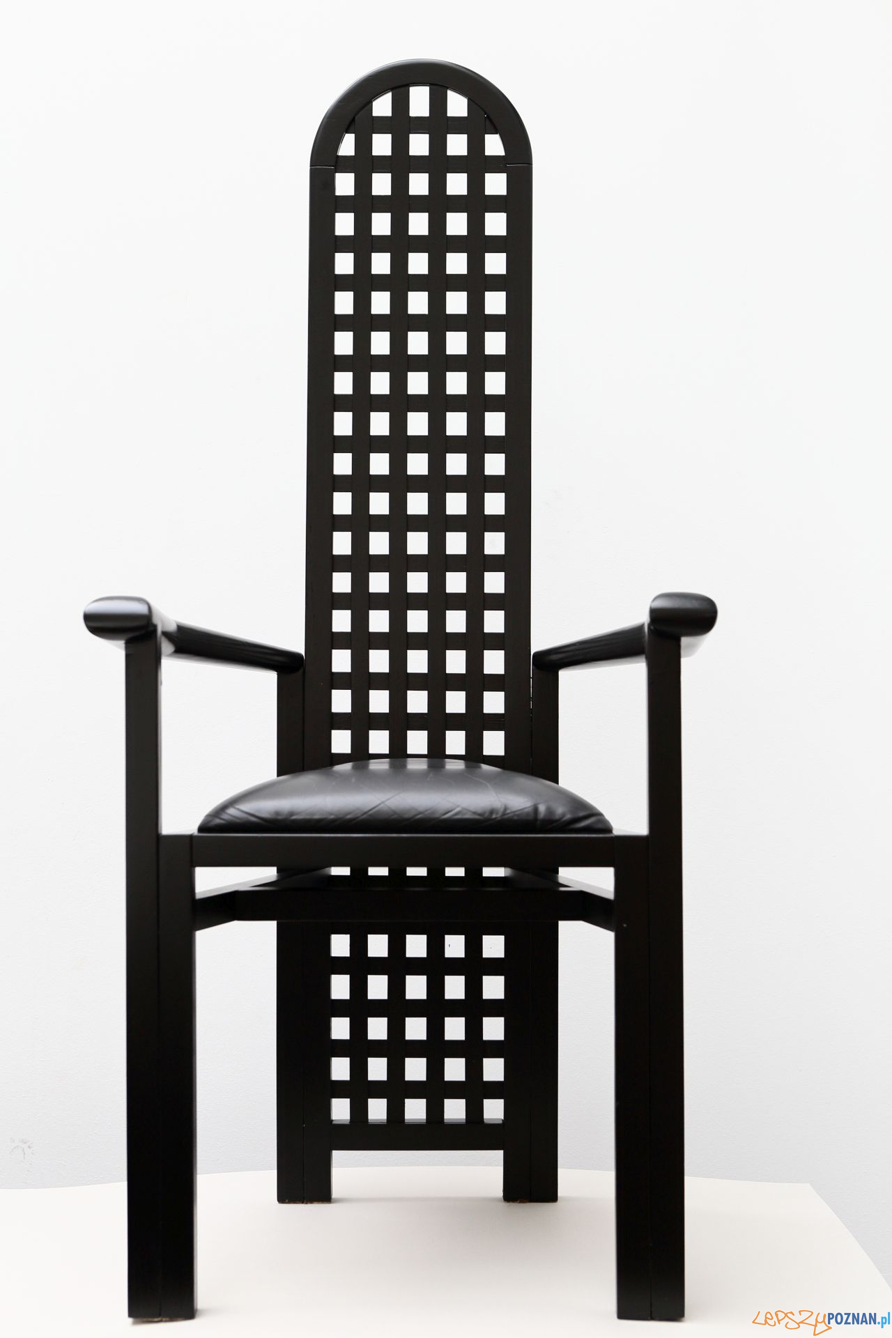 Fotel, projekt Marek Owsian Foto: Maciej Kaczynski Fotel, projekt Marek Owsian Foto: Maciej Kaczynski