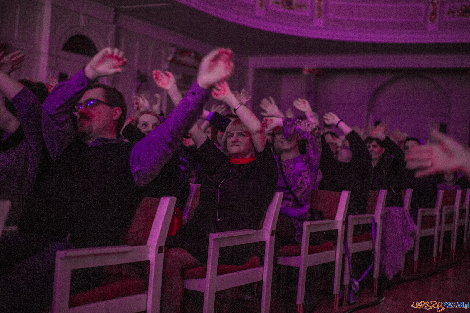Kasia Kowalska (27.11.2017) Aula UAM Foto: © lepszyPOZNAN.pl / Karolina Kiraga Kasia Kowalska (27.11.2017) Aula UAM Foto: © lepszyPOZNAN.pl / Karolina Kiraga