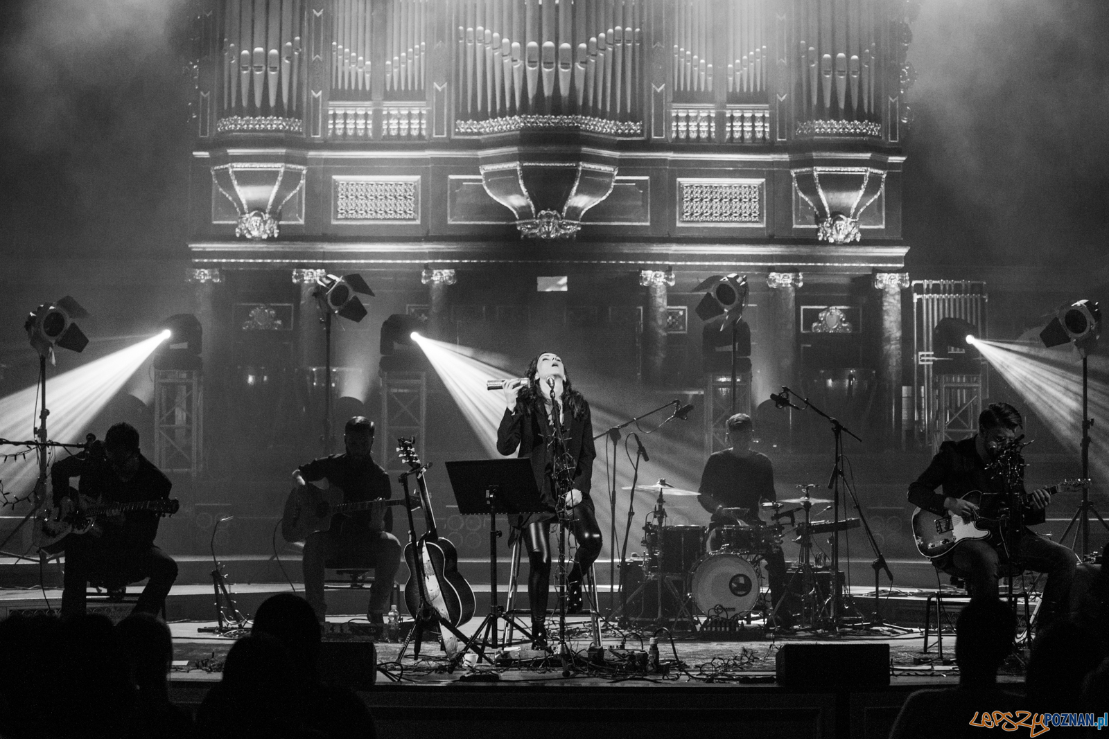 Kasia Kowalska (27.11.2017) Aula UAM Foto: © lepszyPOZNAN.pl / Karolina Kiraga Kasia Kowalska (27.11.2017) Aula UAM Foto: © lepszyPOZNAN.pl / Karolina Kiraga