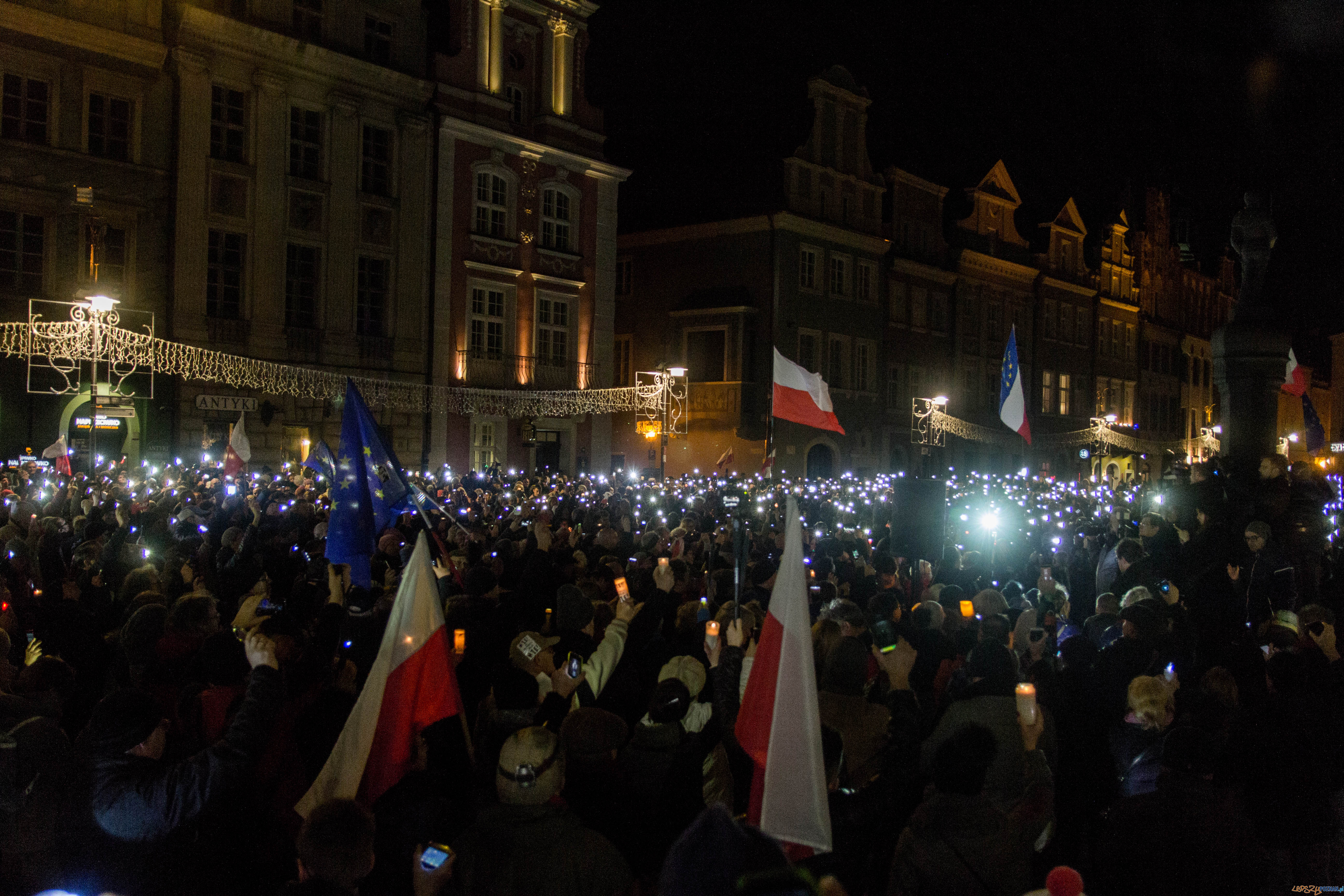 Łańcuch Swiatła Foto: lepszyPOZNAN.pl / Ewelina Jaskowiak Łańcuch Swiatła Foto: lepszyPOZNAN.pl / Ewelina Jaskowiak