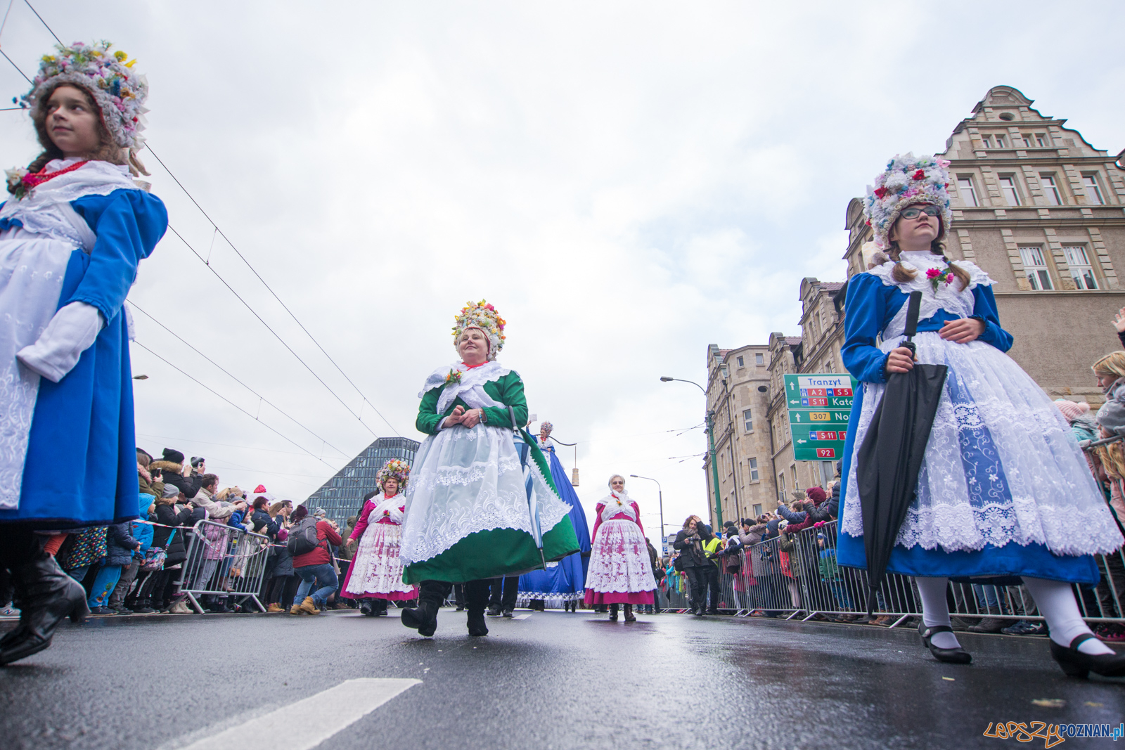 Imieniny Ulicy
Obywatel Święty Marcin Foto: lepszyPOZNAN.pl/Piotr Rychter Imieniny Ulicy
Obywatel Święty Marcin Foto: lepszyPOZNAN.pl/Piotr Rychter