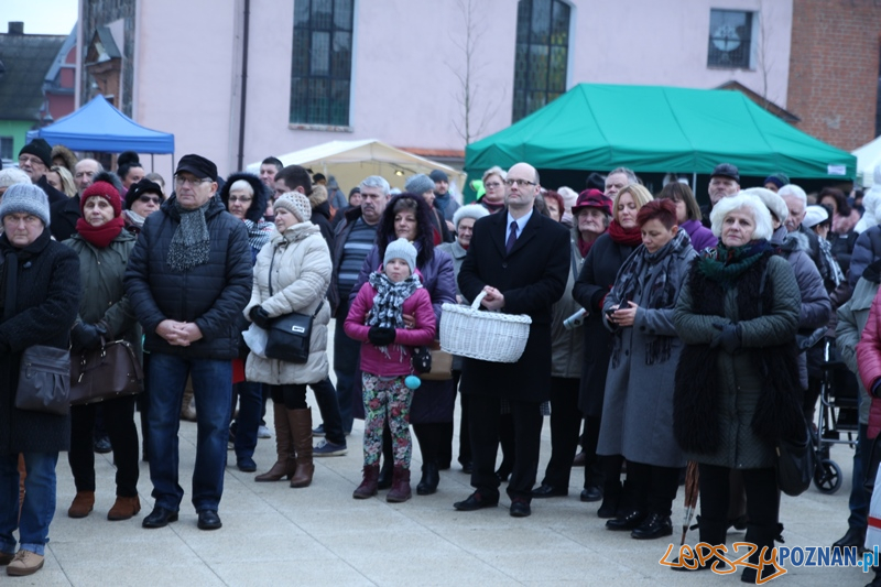 Plac Powstańców Wielkopolskich w Murowanej Goślinie został uroczyście otwarty po gruntowym remoncie Foto: Plac Powstańców Wielkopolskich w Murowanej Goślinie został uroczyście otwarty po gruntowym remoncie Foto: