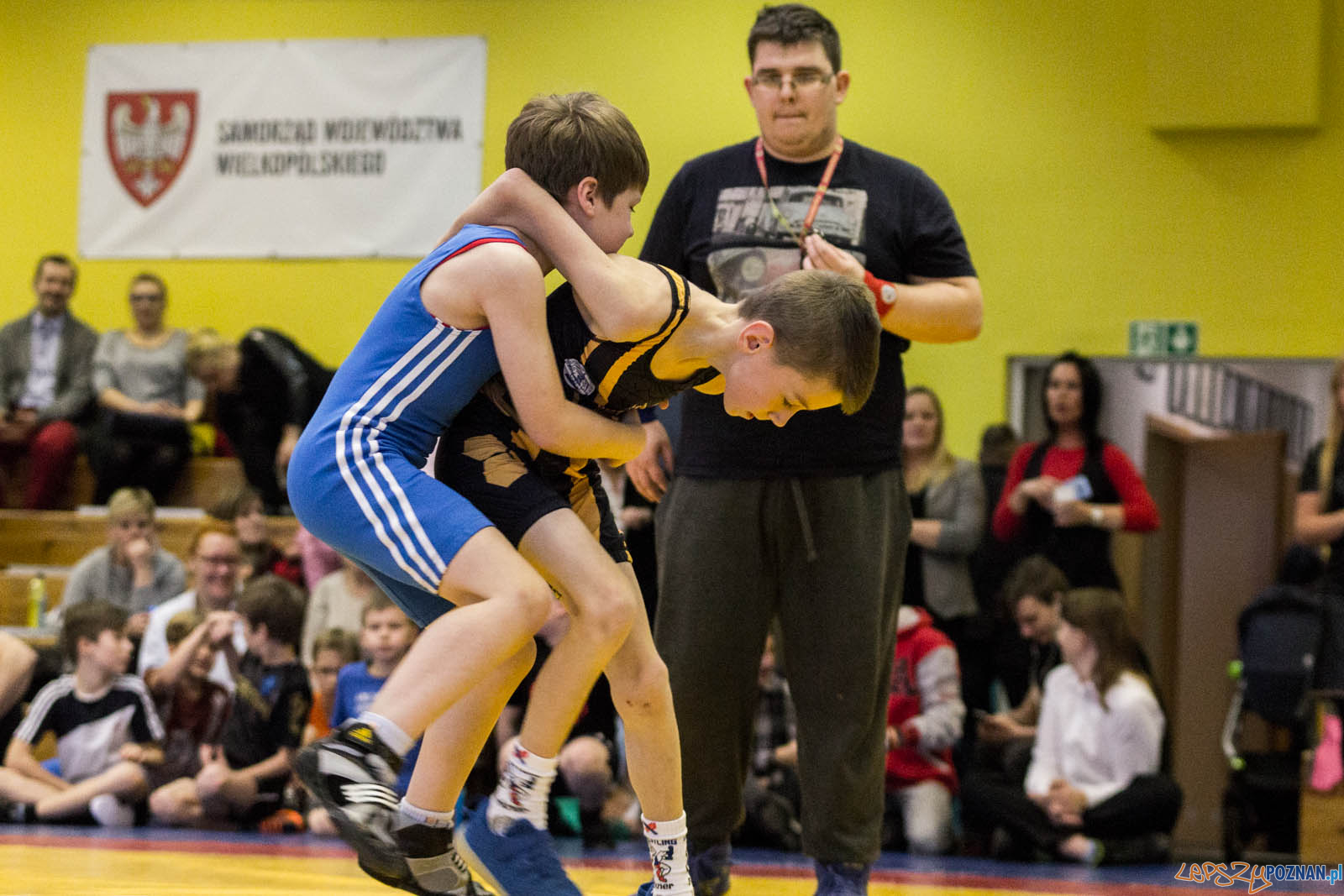 Zapasy z Gwiazdorem Foto: lepszyPOZNAN.pl / Ewelina Jaskowiak Zapasy z Gwiazdorem Foto: lepszyPOZNAN.pl / Ewelina Jaskowiak