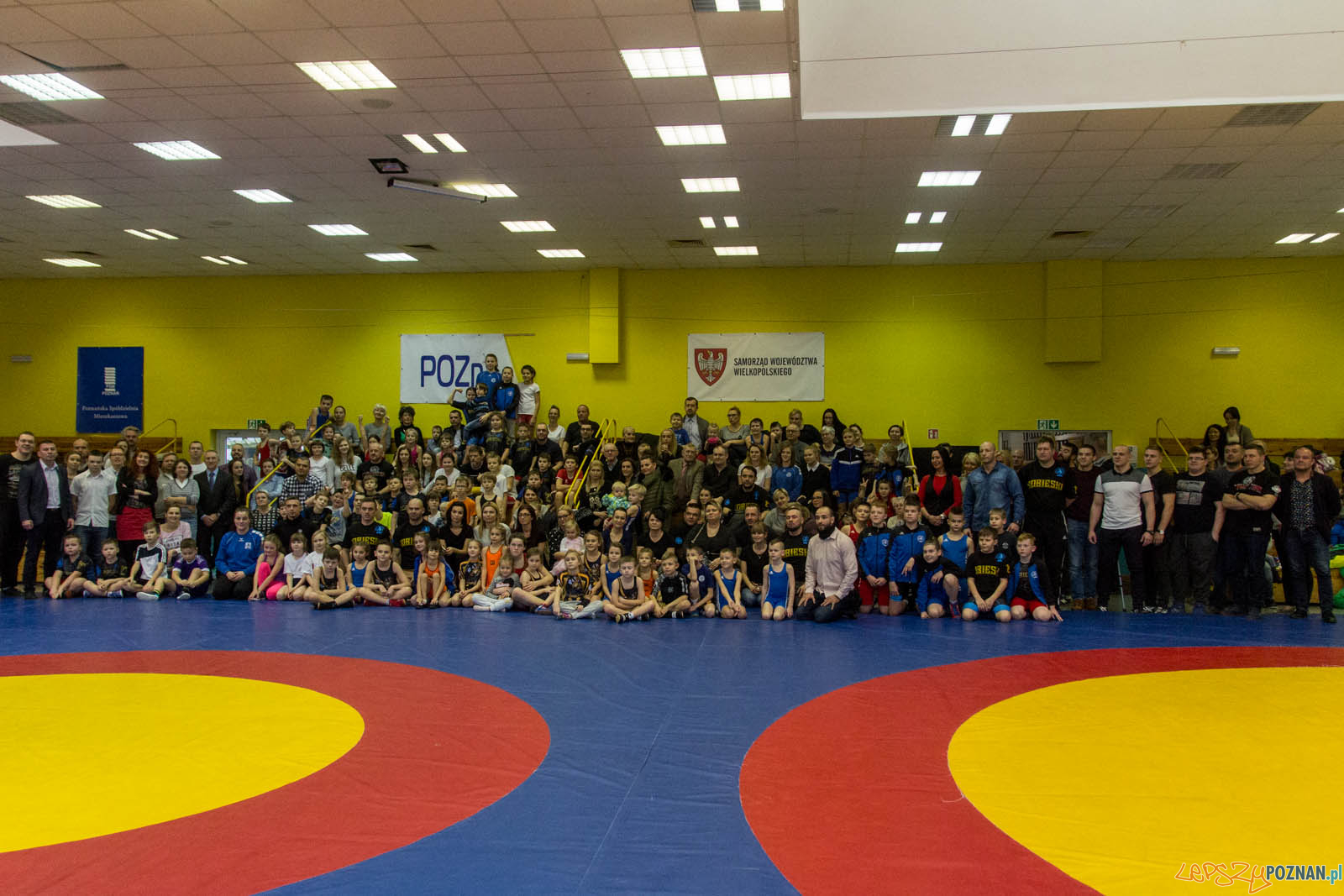 Zapasy z Gwiazdorem Foto: lepszyPOZNAN.pl / Ewelina Jaskowiak Zapasy z Gwiazdorem Foto: lepszyPOZNAN.pl / Ewelina Jaskowiak