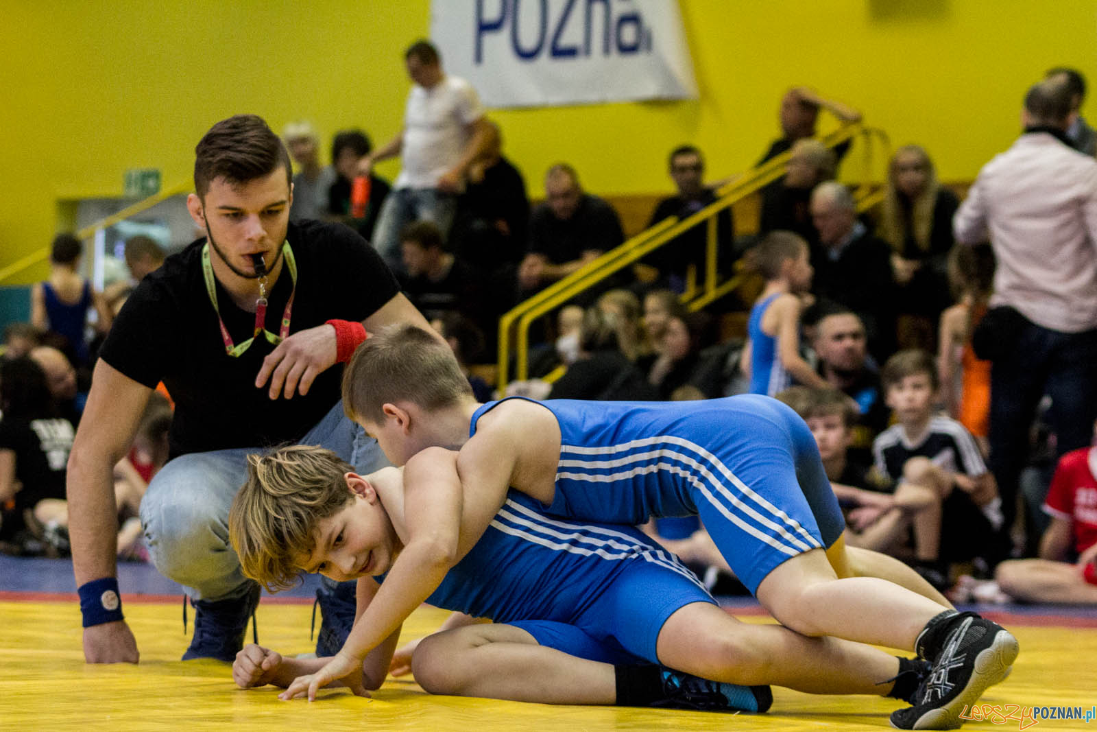 Zapasy z Gwiazdorem Foto: lepszyPOZNAN.pl / Ewelina Jaskowiak Zapasy z Gwiazdorem Foto: lepszyPOZNAN.pl / Ewelina Jaskowiak