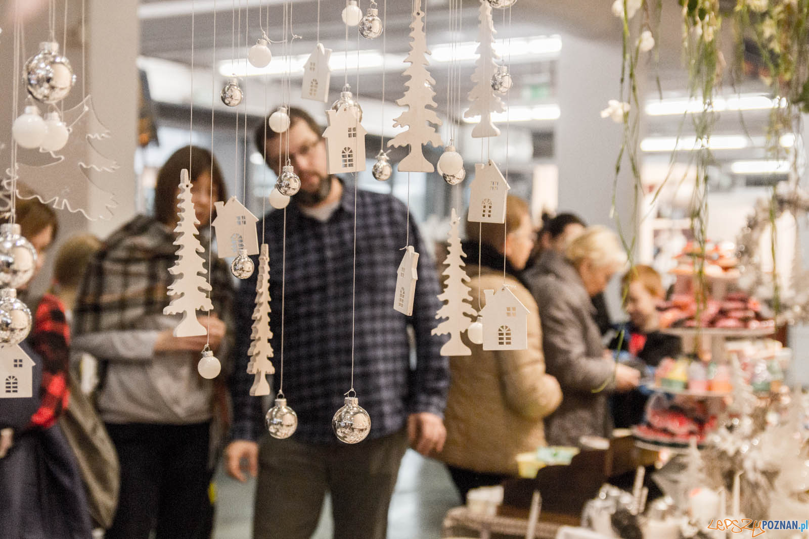 Festiwal Sztuki i Przedmiotów Artystycznych - 2017 Foto: lepszyPOZNAN.pl / Ewelina Jaskowiak Festiwal Sztuki i Przedmiotów Artystycznych - 2017 Foto: lepszyPOZNAN.pl / Ewelina Jaskowiak