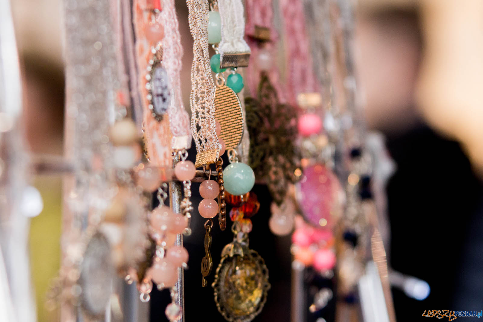 Festiwal Sztuki i Przedmiotów Artystycznych - 2017 Foto: lepszyPOZNAN.pl / Ewelina Jaskowiak Festiwal Sztuki i Przedmiotów Artystycznych - 2017 Foto: lepszyPOZNAN.pl / Ewelina Jaskowiak