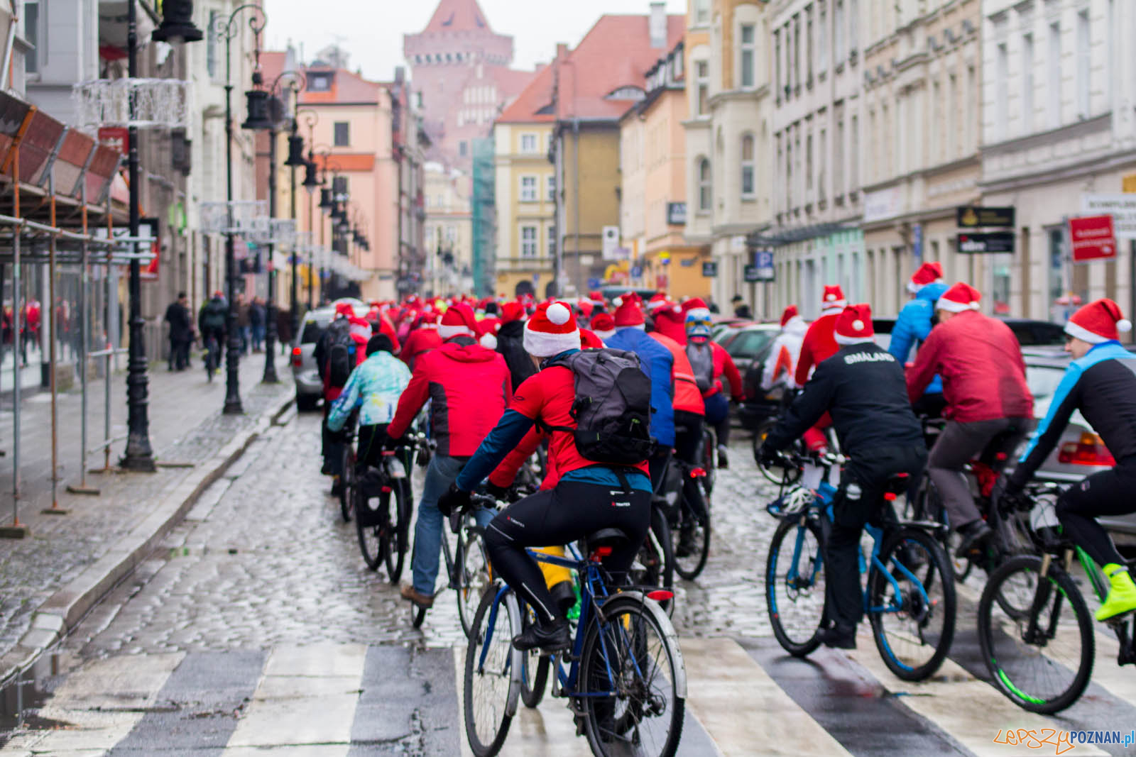 Przejazd Gwiazdorów Foto: lepszyPOZNAN.pl / Ewelina Jaskowiak Przejazd Gwiazdorów Foto: lepszyPOZNAN.pl / Ewelina Jaskowiak