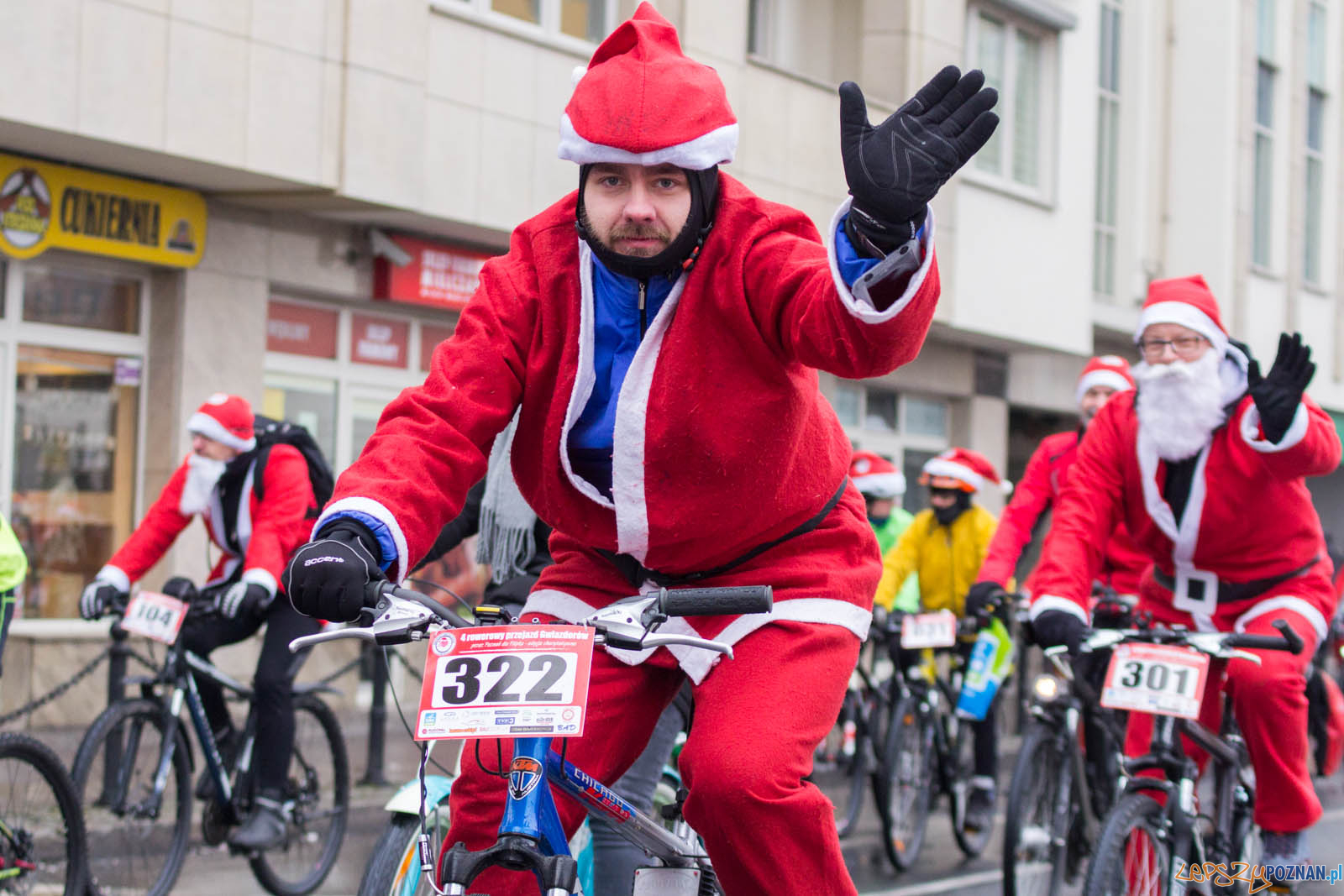 Przejazd Gwiazdorów Foto: lepszyPOZNAN.pl / Ewelina Jaskowiak Przejazd Gwiazdorów Foto: lepszyPOZNAN.pl / Ewelina Jaskowiak