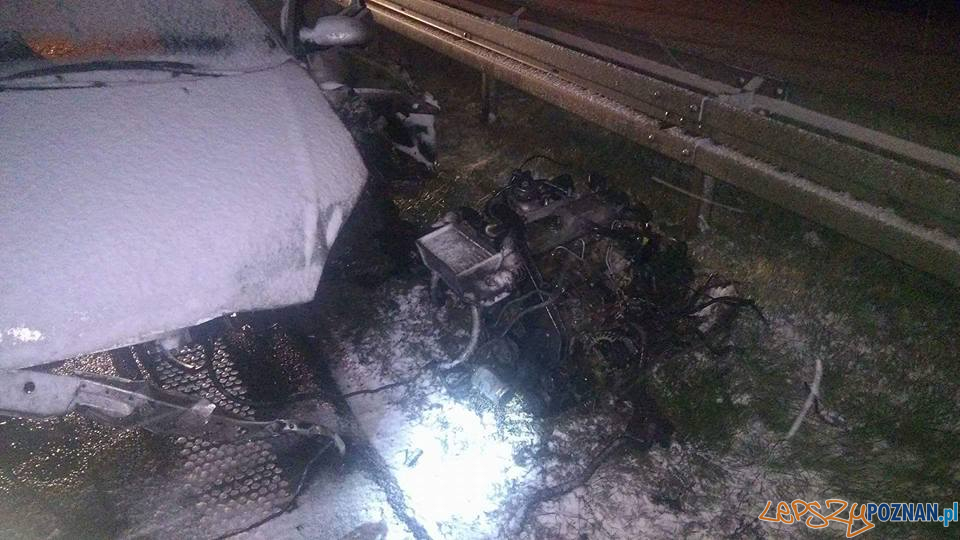 Wypadek na trasie S-5 Foto: OSP Kostrzyn Wypadek na trasie S-5 Foto: OSP Kostrzyn