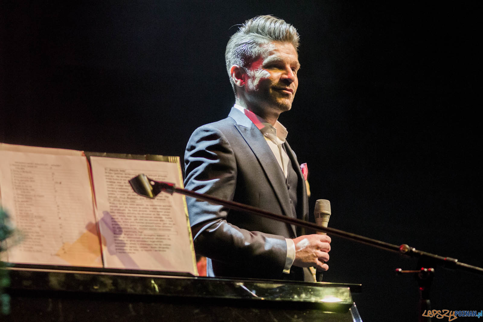 Gwiazdo Świeć, koledo leć Foto: lepszyPOZNAN.pl / Ewelina Jaskowiak Gwiazdo Świeć, koledo leć Foto: lepszyPOZNAN.pl / Ewelina Jaskowiak