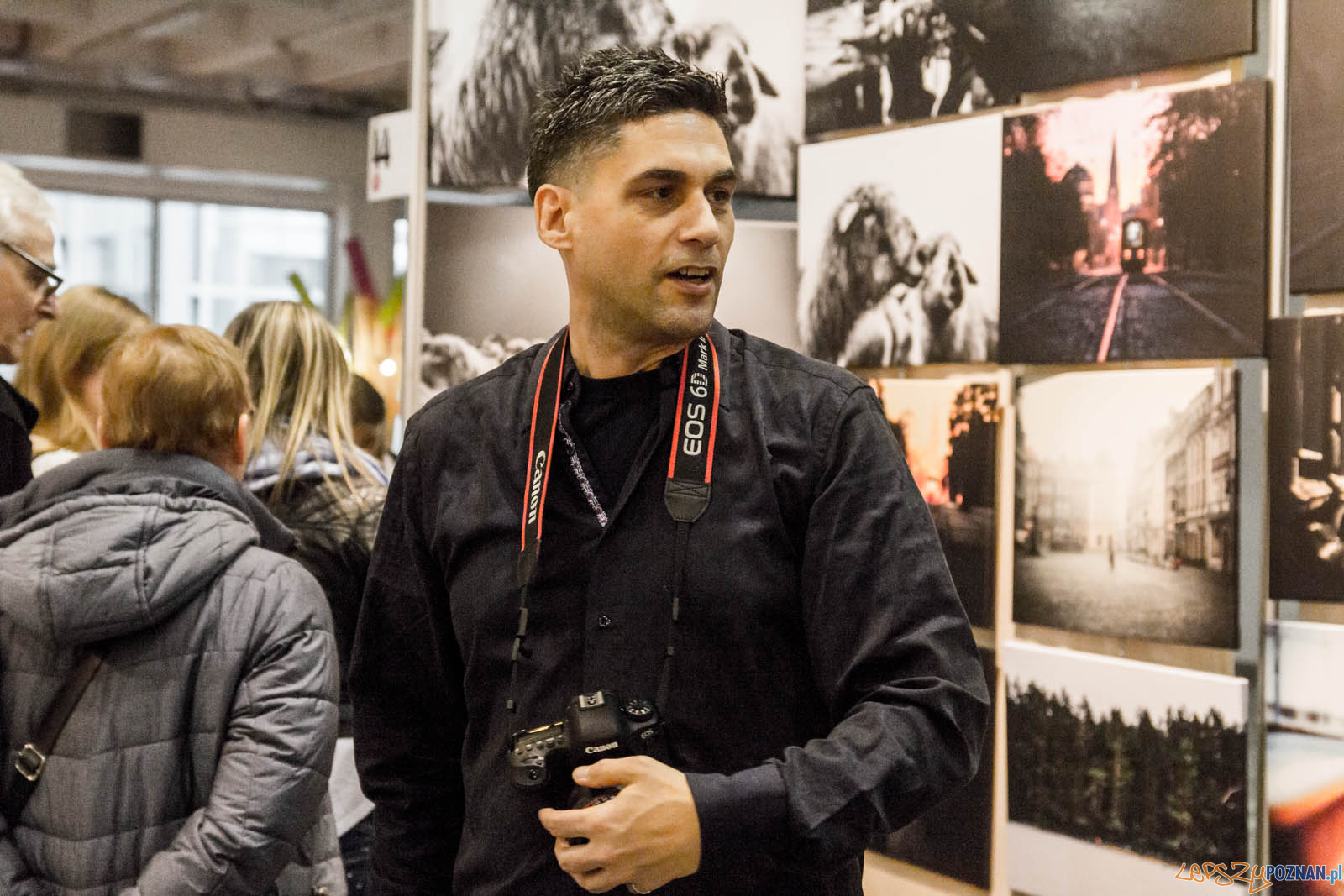 Festiwal Sztuki i Przedmiotów Artystycznych - 2017 Foto: lepszyPOZNAN.pl / Ewelina Jaskowiak Festiwal Sztuki i Przedmiotów Artystycznych - 2017 Foto: lepszyPOZNAN.pl / Ewelina Jaskowiak