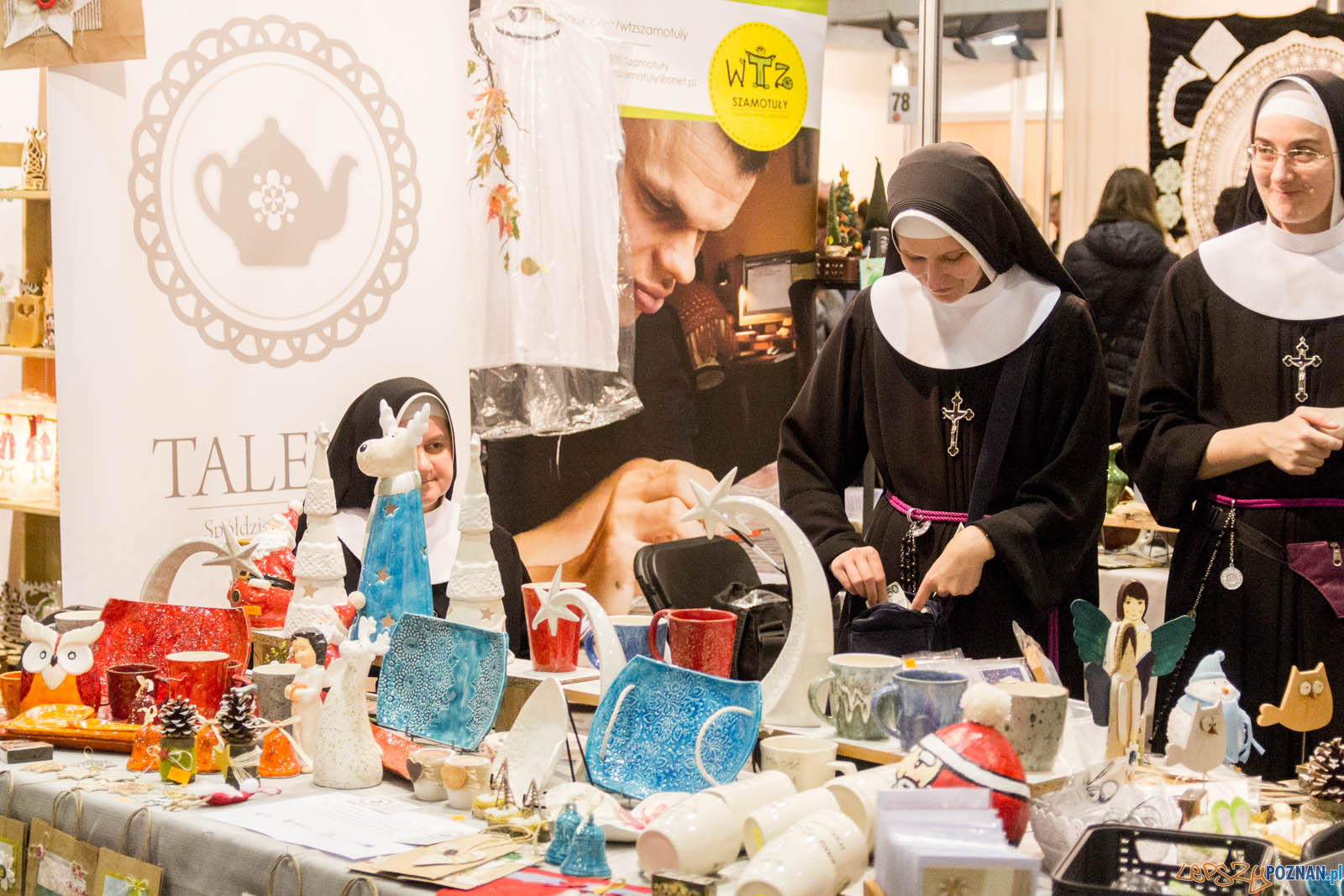 Festiwal Sztuki i Przedmiotów Artystycznych - 2017 Foto: lepszyPOZNAN.pl / Ewelina Jaskowiak Festiwal Sztuki i Przedmiotów Artystycznych - 2017 Foto: lepszyPOZNAN.pl / Ewelina Jaskowiak