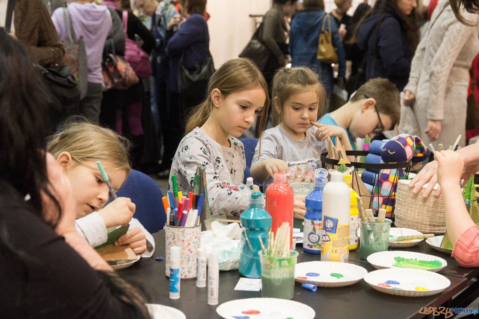 Festiwal Sztuki i Przedmiotów Artystycznych - 2017 Foto: lepszyPOZNAN.pl / Ewelina Jaskowiak Festiwal Sztuki i Przedmiotów Artystycznych - 2017 Foto: lepszyPOZNAN.pl / Ewelina Jaskowiak