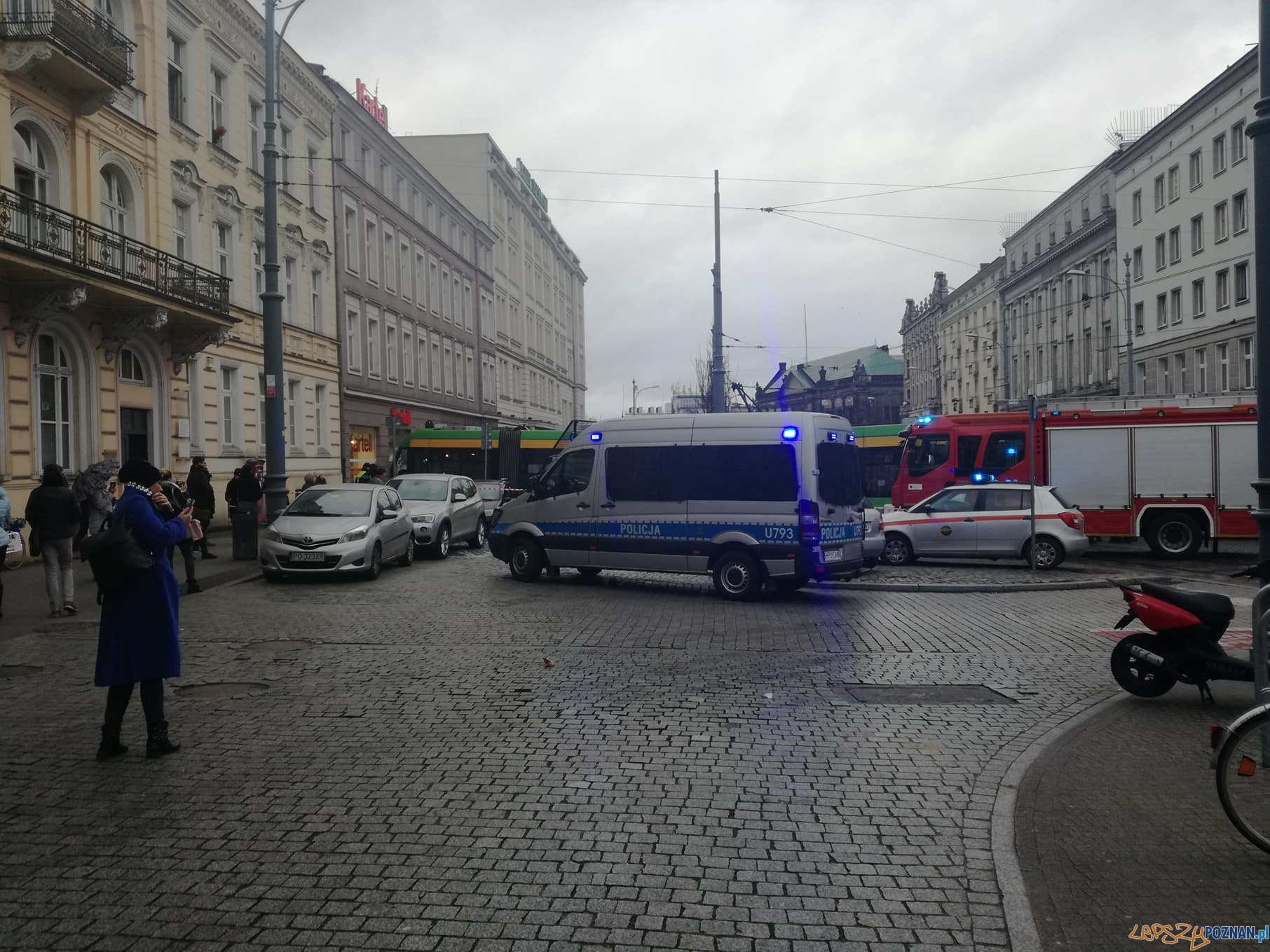 WYpadek na Marcinkowskiego Foto: news@lepszypoznan.pl WYpadek na Marcinkowskiego Foto: news@lepszypoznan.pl