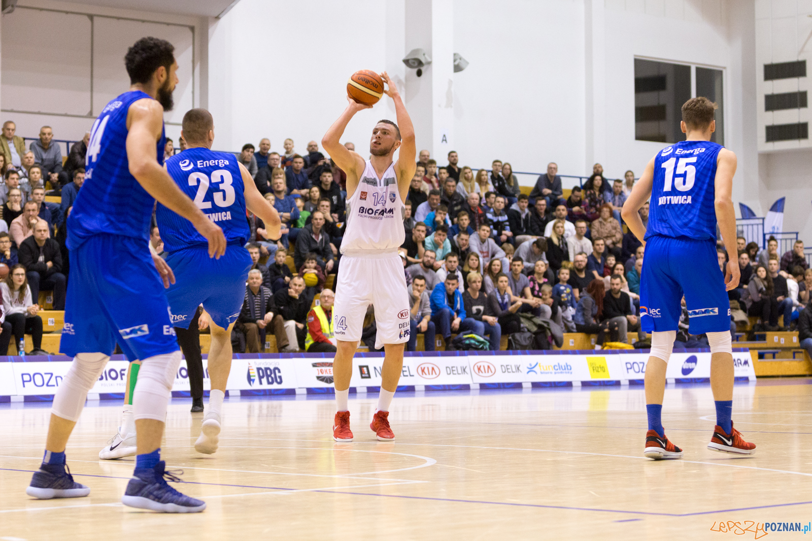Biofarm Basket Poznań - Energa Kotwica Kołobrzeg Foto: lepszyPOZNAN.pl/Piotr Rychter Biofarm Basket Poznań - Energa Kotwica Kołobrzeg Foto: lepszyPOZNAN.pl/Piotr Rychter