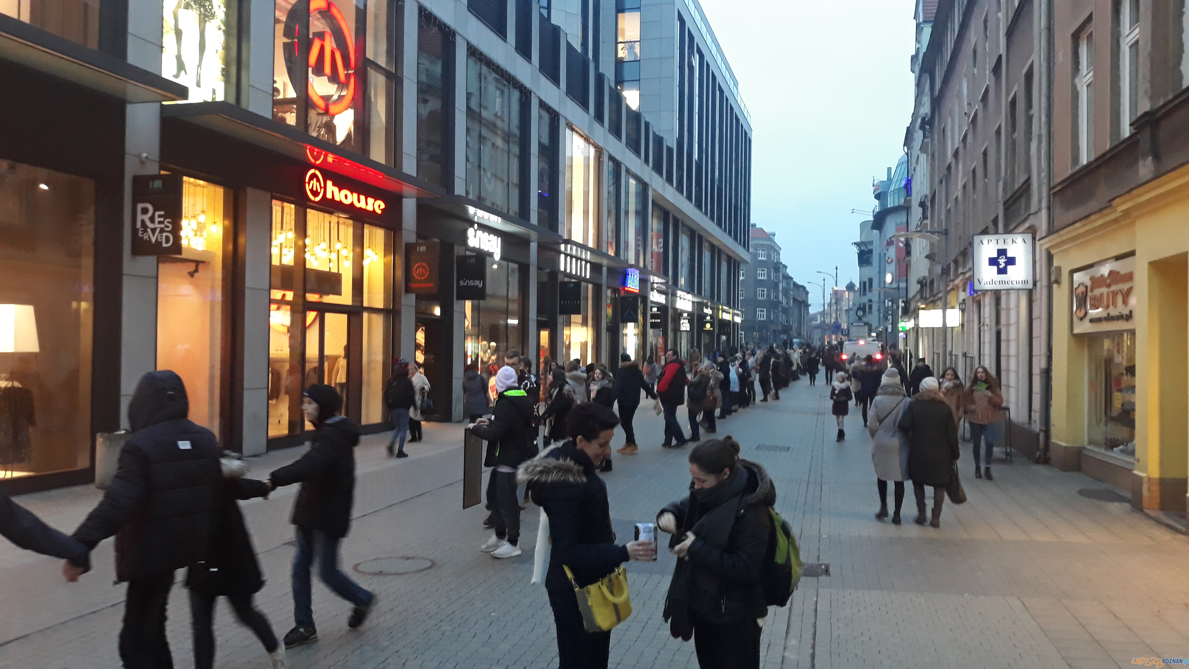 Łańcuch Życia #dlaEryka Foto: lepszyPOZNAN / gsm Łańcuch Życia #dlaEryka Foto: lepszyPOZNAN / gsm