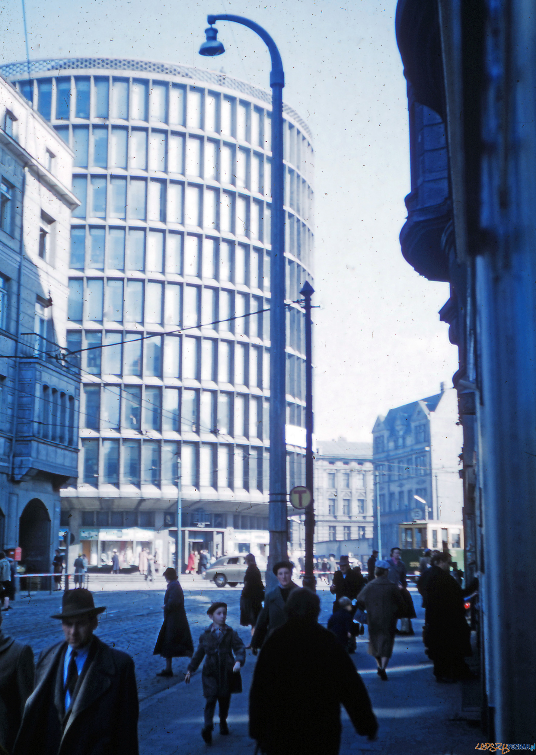 Fredry - Okrąglak - koniec lat 50-tych Foto: Mogens Tørsleff, kolekcja Gorma Rudschinata / Flickr / CC Fredry - Okrąglak - koniec lat 50-tych Foto: Mogens Tørsleff, kolekcja Gorma Rudschinata / Flickr / CC