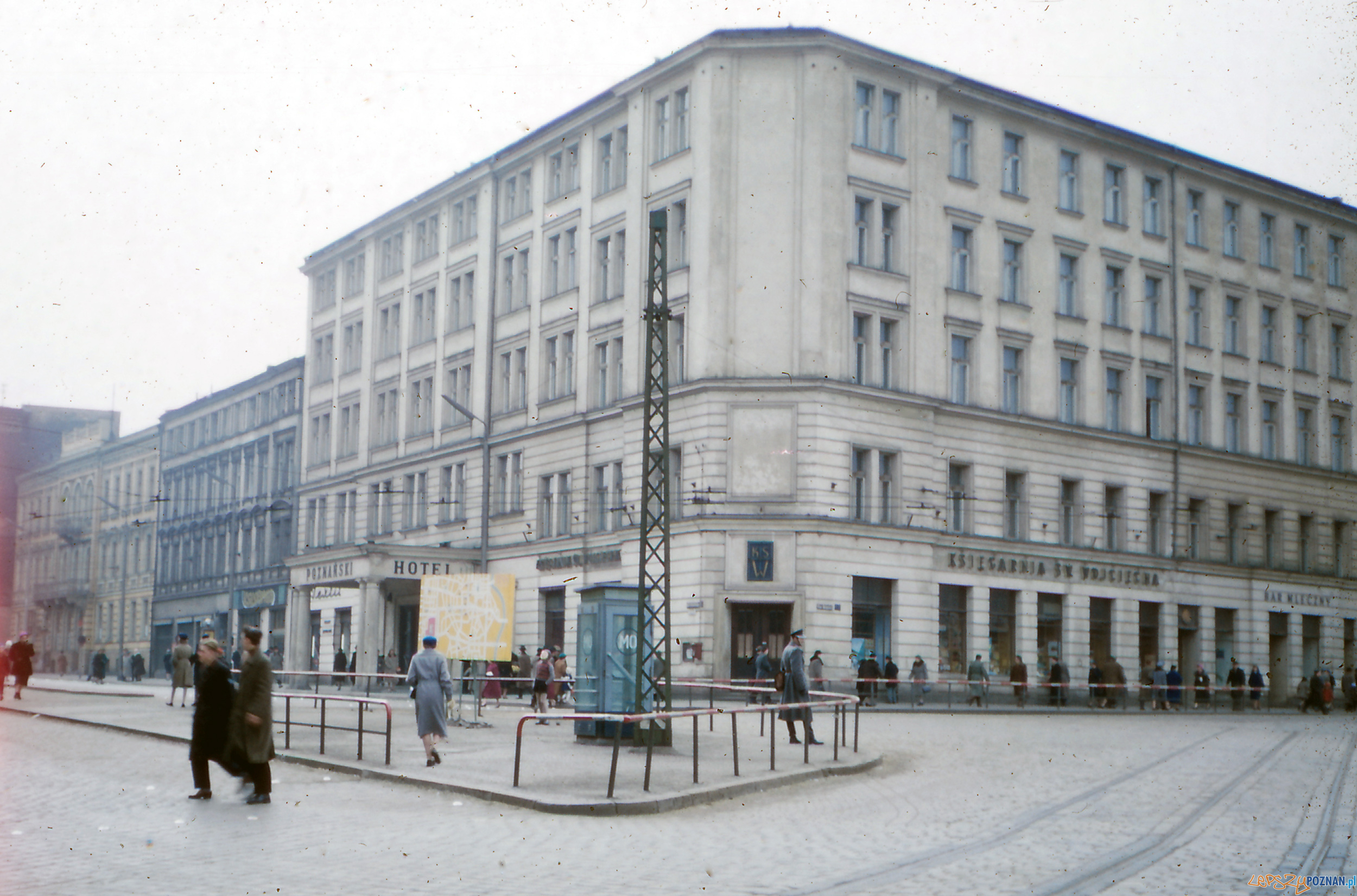 Hotel Rzymski, Aleje Marcinkowskiego - koniec lat 50-tych  Foto: Mogens Tørsleff, kolekcja Gorma Rudschinata / Flickr / CC