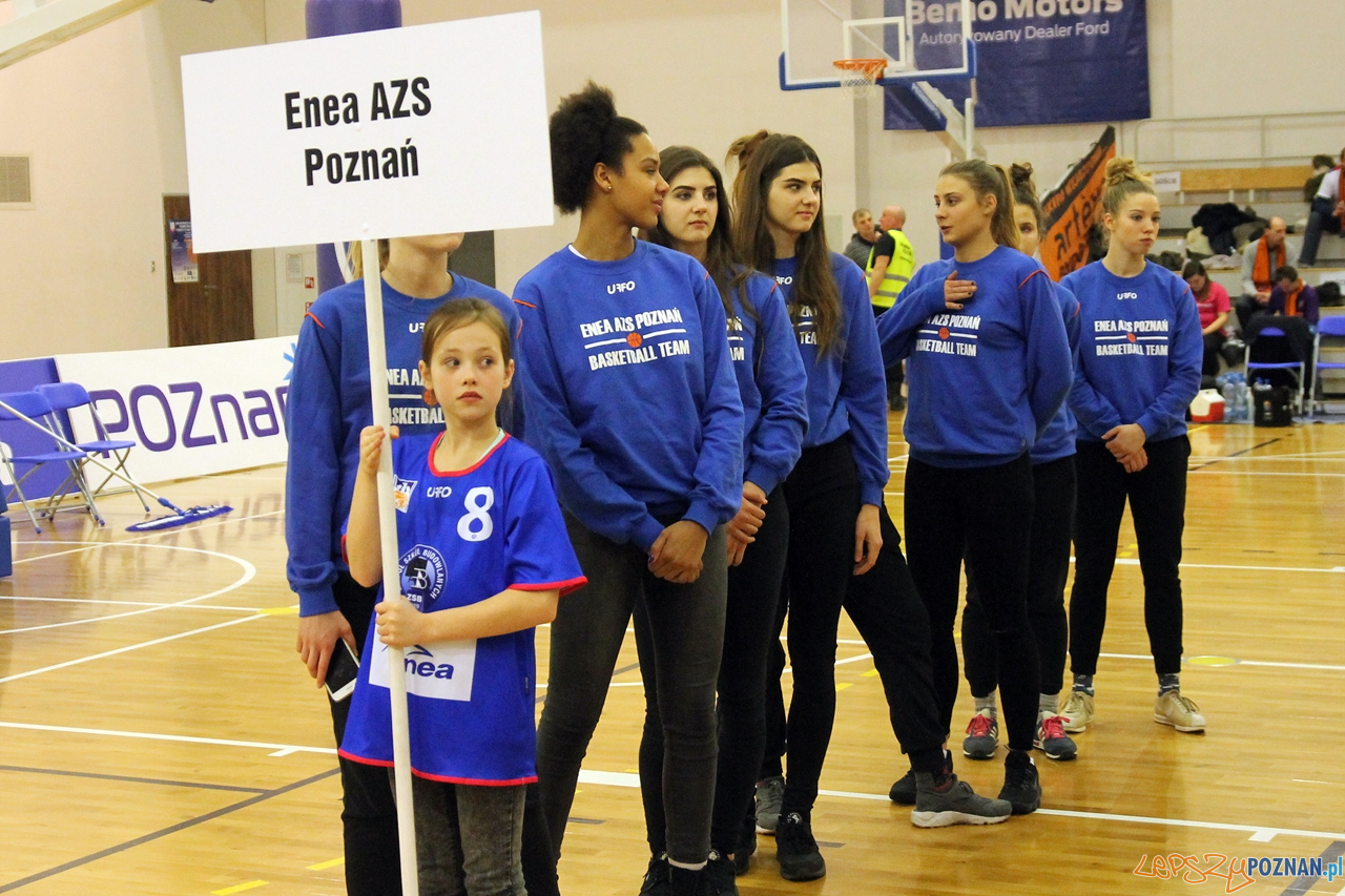 Prezentacja zespołów startujących w Mistrzostwach Polski U22 - 21.02.2018 r. Foto: Budzik Poznański / Wojciech Budzik Prezentacja zespołów startujących w Mistrzostwach Polski U22 - 21.02.2018 r. Foto: Budzik Poznański / Wojciech Budzik