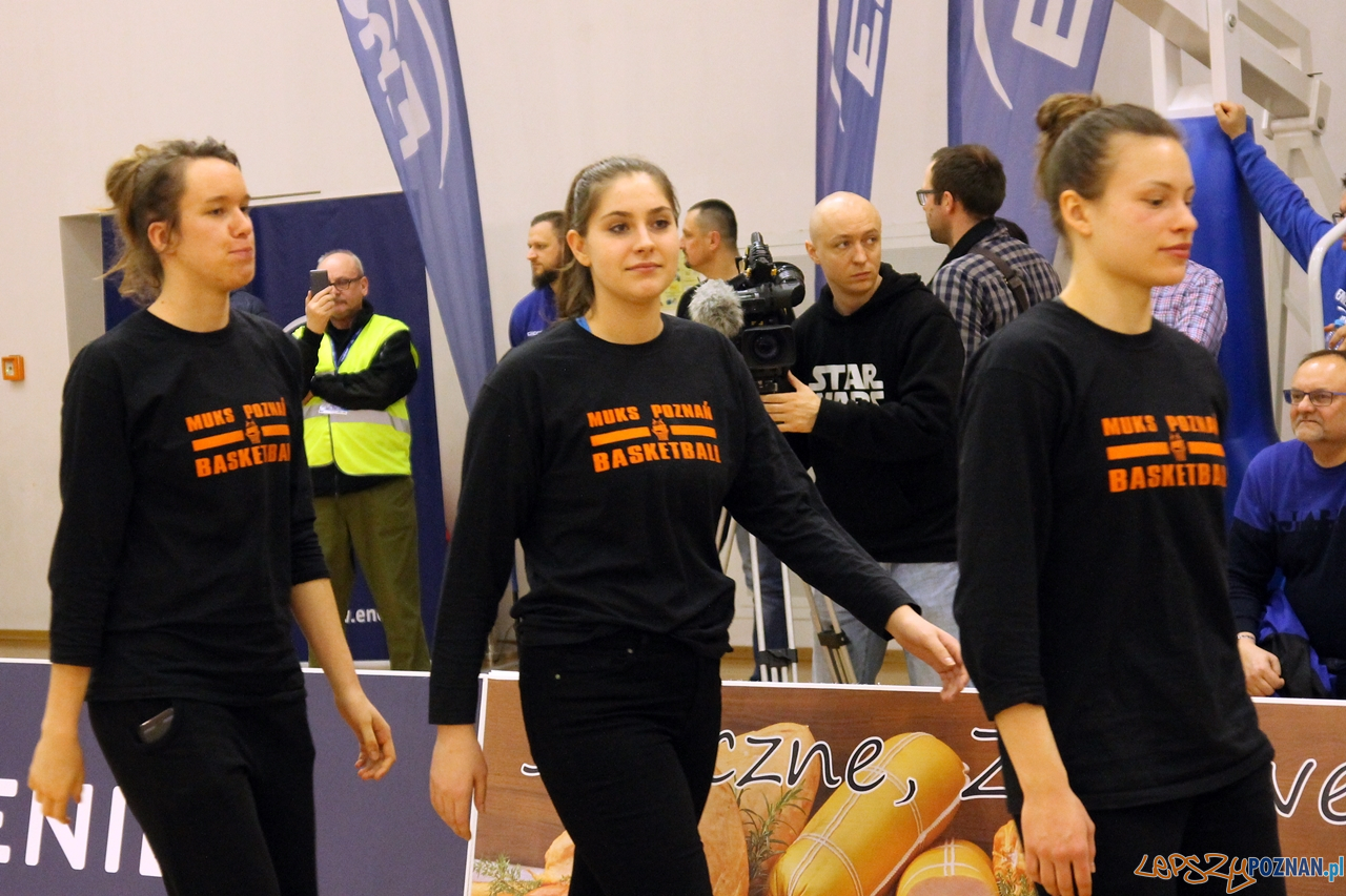 Prezentacja zespołów startujących w Mistrzostwach Polski U22 - 21.02.2018 r. Foto: Budzik Poznański / Wojciech Budzik Prezentacja zespołów startujących w Mistrzostwach Polski U22 - 21.02.2018 r. Foto: Budzik Poznański / Wojciech Budzik