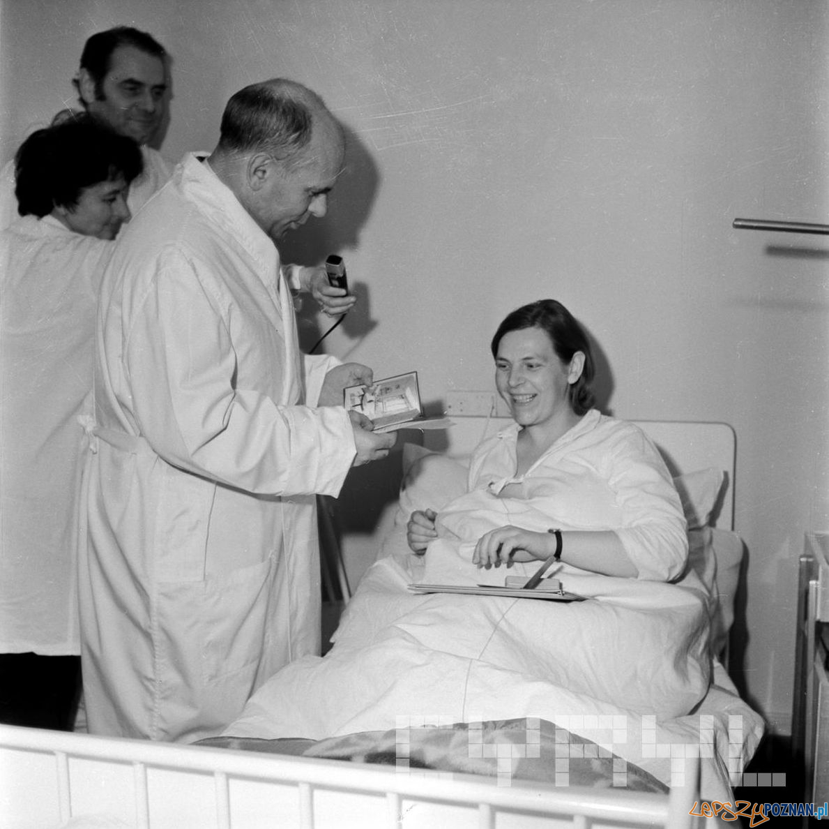 500 001 obywatel Poznania - delegacje i upominki  Foto: Stanisław Wiktor / Cyryl