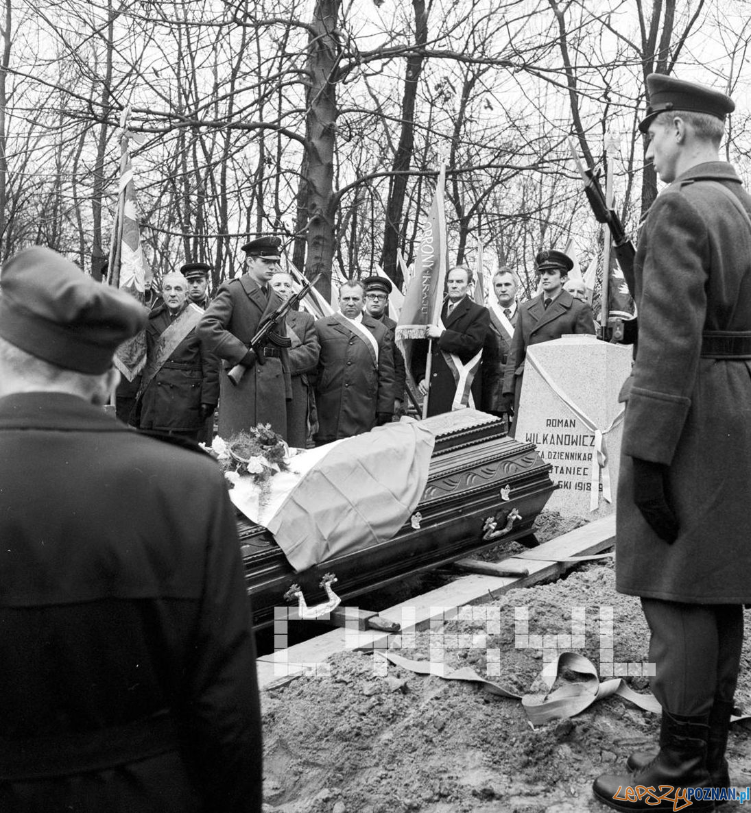 Honorowy pogrzeb Romana Wilkanowicza 25.11.1978 Foto: Stanisław Wiktor / Cyryl Honorowy pogrzeb Romana Wilkanowicza 25.11.1978 Foto: Stanisław Wiktor / Cyryl