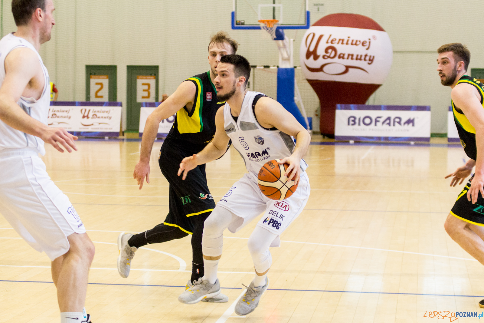 Biofarm Basket Poznań - Siarka Tarnobrzeg Foto: lepszyPOZNAN.pl / Ewelina Jaśkowiak Biofarm Basket Poznań - Siarka Tarnobrzeg Foto: lepszyPOZNAN.pl / Ewelina Jaśkowiak