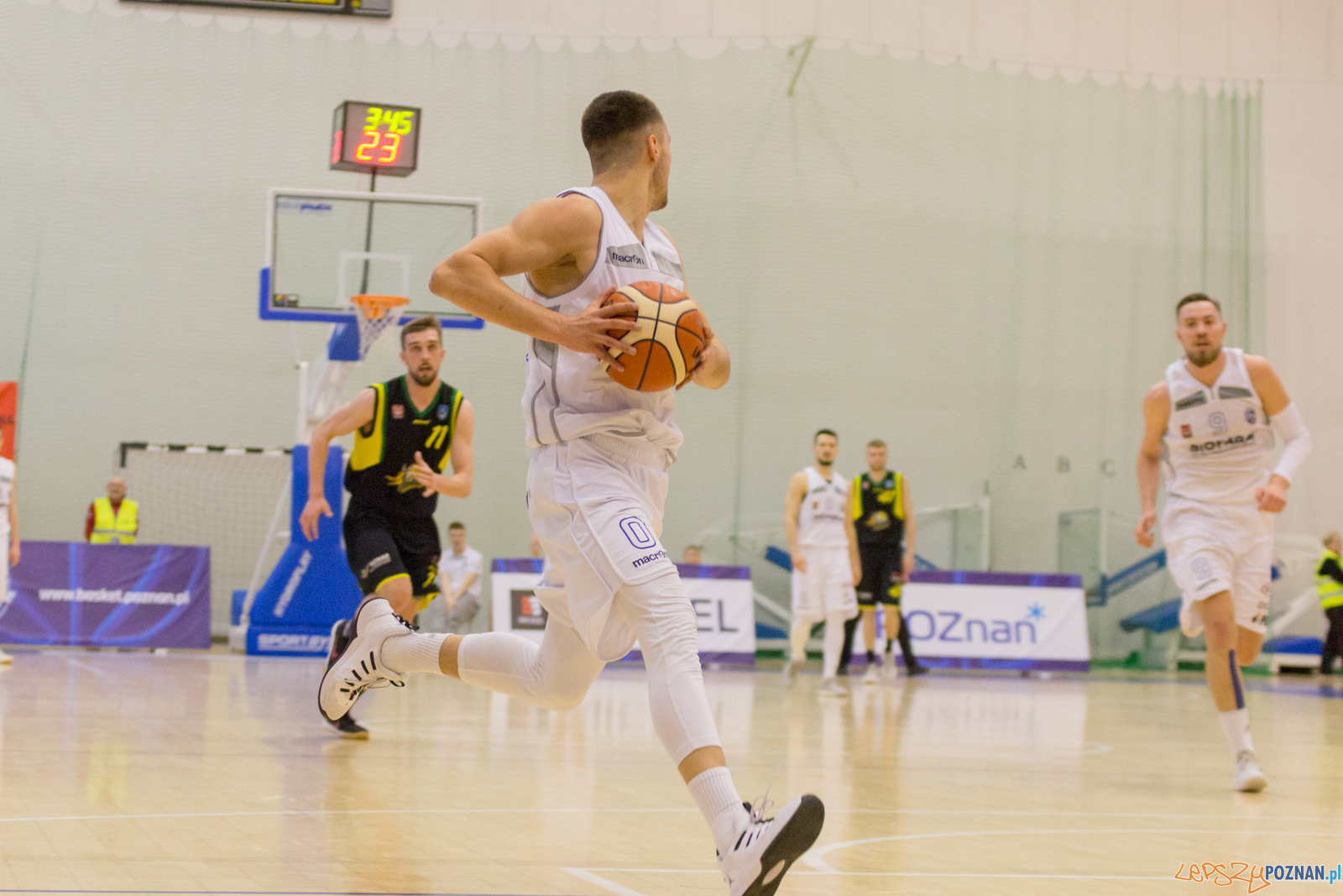 Biofarm Basket Poznań - Siarka Tarnobrzeg Foto: lepszyPOZNAN.pl / Ewelina Jaśkowiak Biofarm Basket Poznań - Siarka Tarnobrzeg Foto: lepszyPOZNAN.pl / Ewelina Jaśkowiak