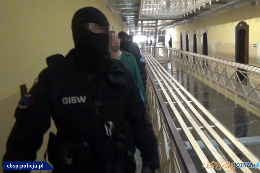 Narkotyki w ZK - akcja policji (5) Foto: materiały Policji Narkotyki w ZK - akcja policji (5) Foto: materiały Policji