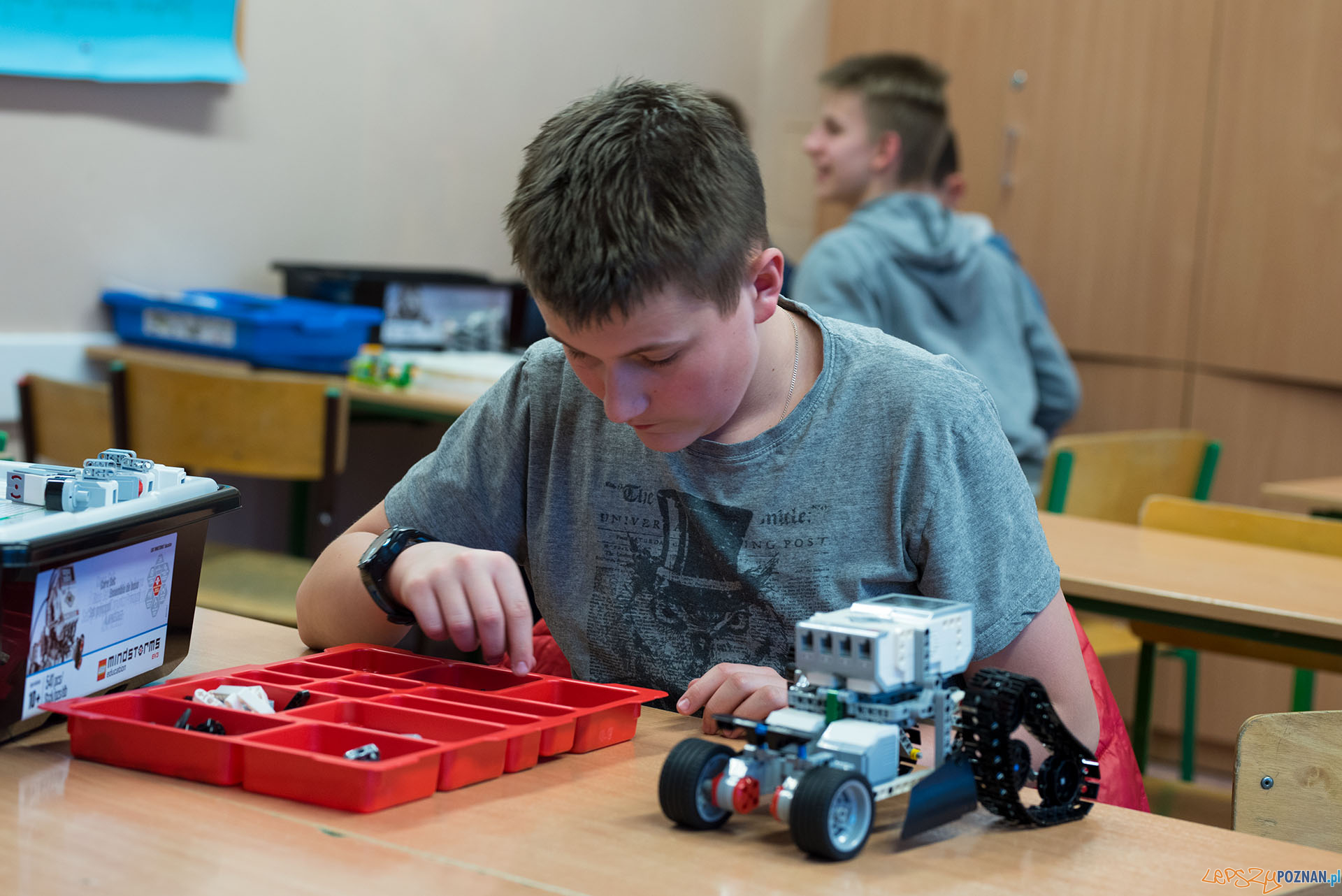 Szkolna noc naukowców Foto: MONIKA CZERWINSKA Szkolna noc naukowców Foto: MONIKA CZERWINSKA