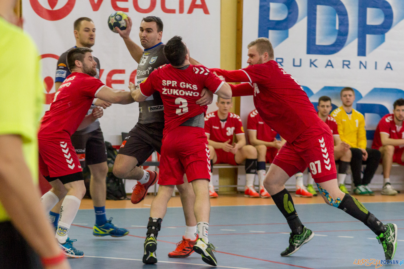 WKS Grunwald - SPR GKS Żukowo Foto: lepszyPOZNAN.pl / Ewelina Jaśkowiak WKS Grunwald - SPR GKS Żukowo Foto: lepszyPOZNAN.pl / Ewelina Jaśkowiak