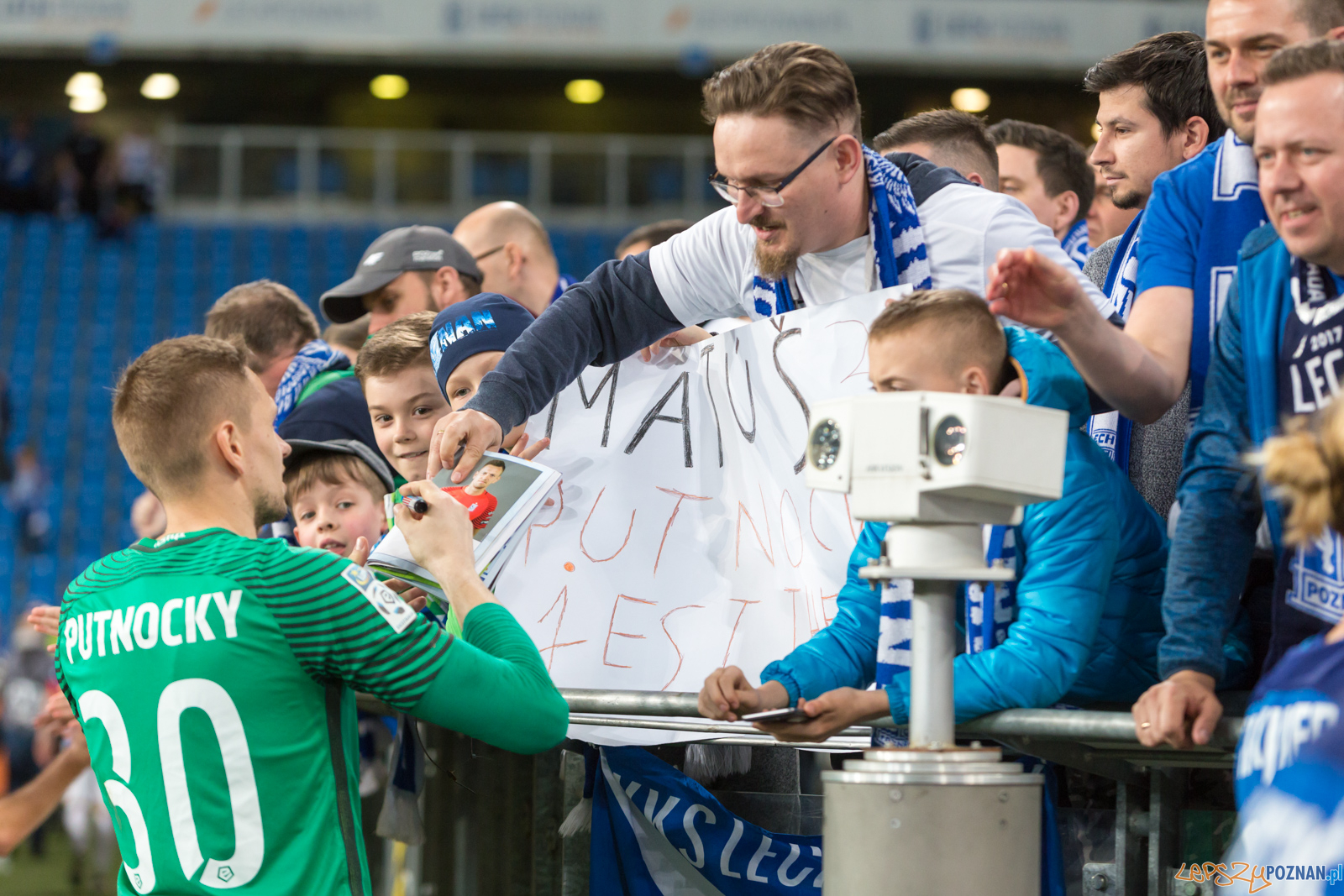 Lech Poznań - Korona Kielce (najlepsi kibice na świecie, Matus Foto: lepszyPOZNAN.pl/Piotr Rychter Lech Poznań - Korona Kielce (najlepsi kibice na świecie, Matus Foto: lepszyPOZNAN.pl/Piotr Rychter