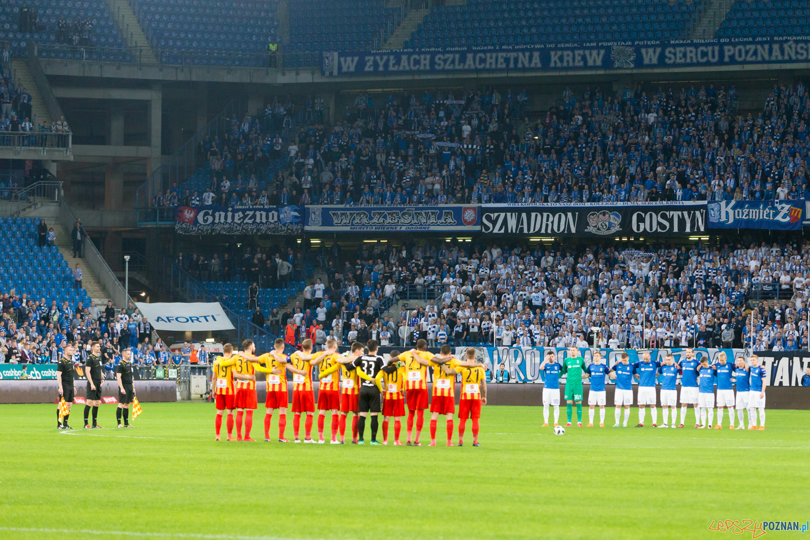 Lech Poznań - Korona Kielce (najlepsi kibice na świecie) Foto: lepszyPOZNAN.pl/Piotr Rychter Lech Poznań - Korona Kielce (najlepsi kibice na świecie) Foto: lepszyPOZNAN.pl/Piotr Rychter