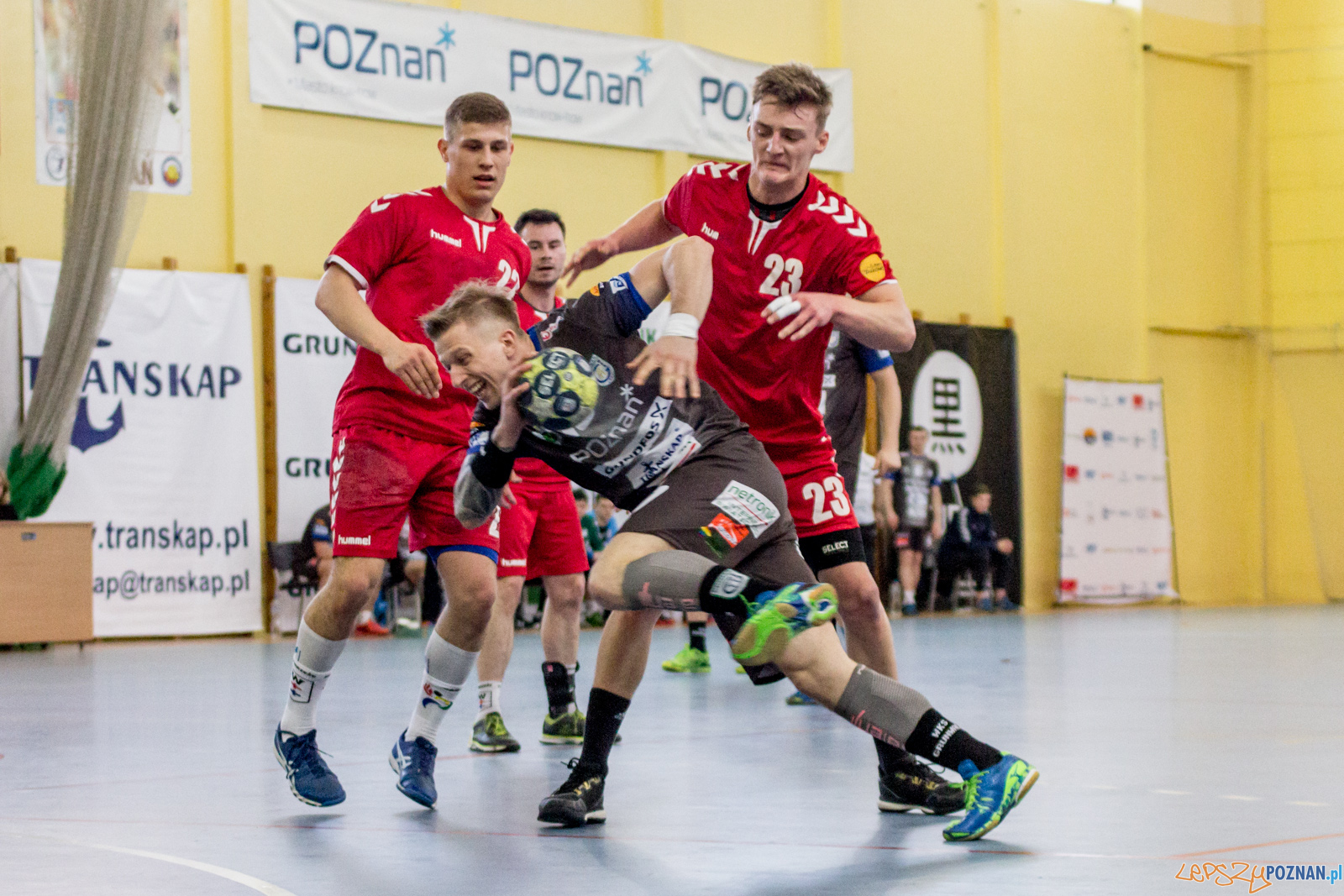 WKS Grunwald - SPR GKS Żukowo Foto: lepszyPOZNAN.pl / Ewelina Jaśkowiak WKS Grunwald - SPR GKS Żukowo Foto: lepszyPOZNAN.pl / Ewelina Jaśkowiak