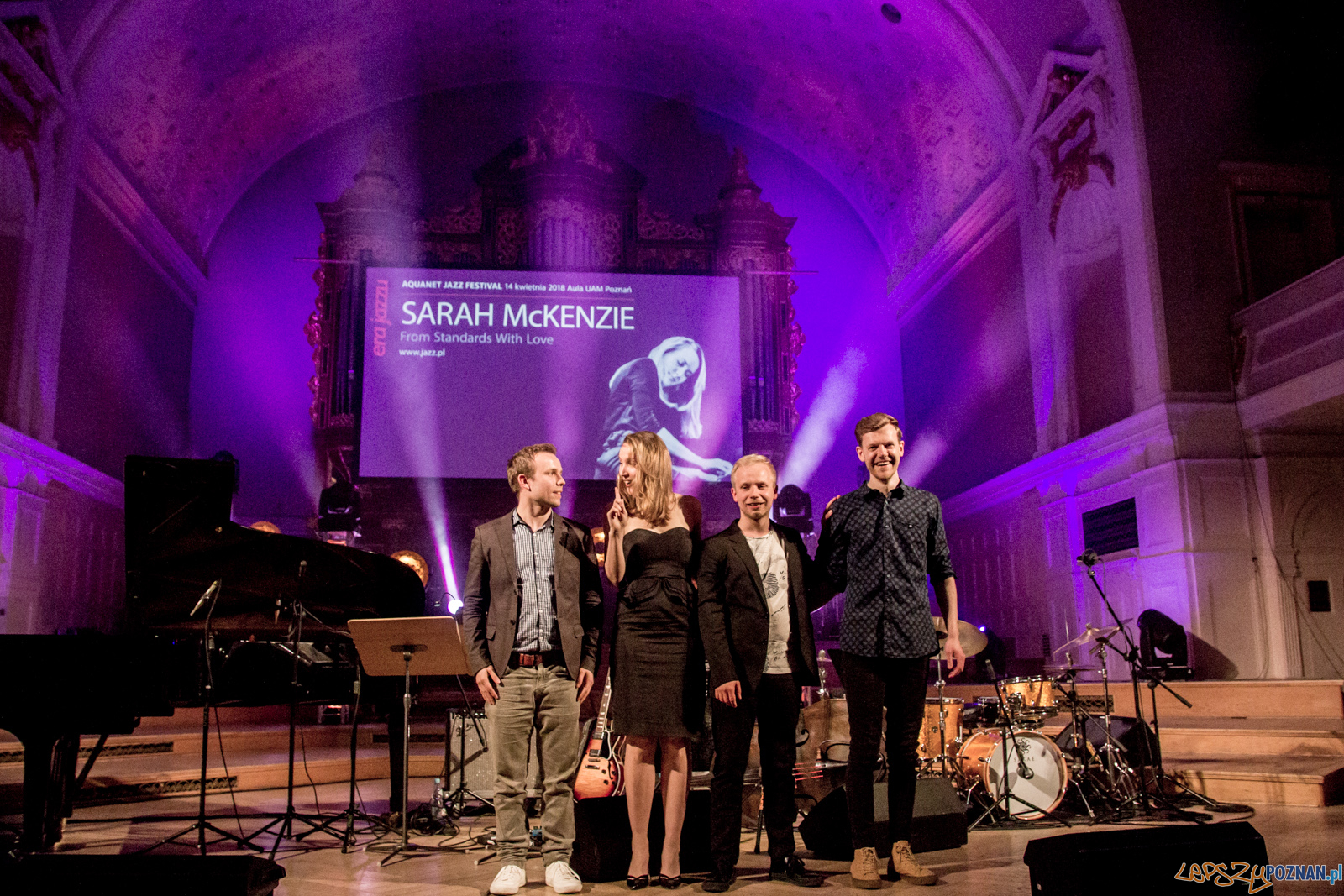 SARAH McKENZIE - From Standards With Love Foto: lepszyPOZNAN.pl / Ewelina Jaśkowiak SARAH McKENZIE - From Standards With Love Foto: lepszyPOZNAN.pl / Ewelina Jaśkowiak