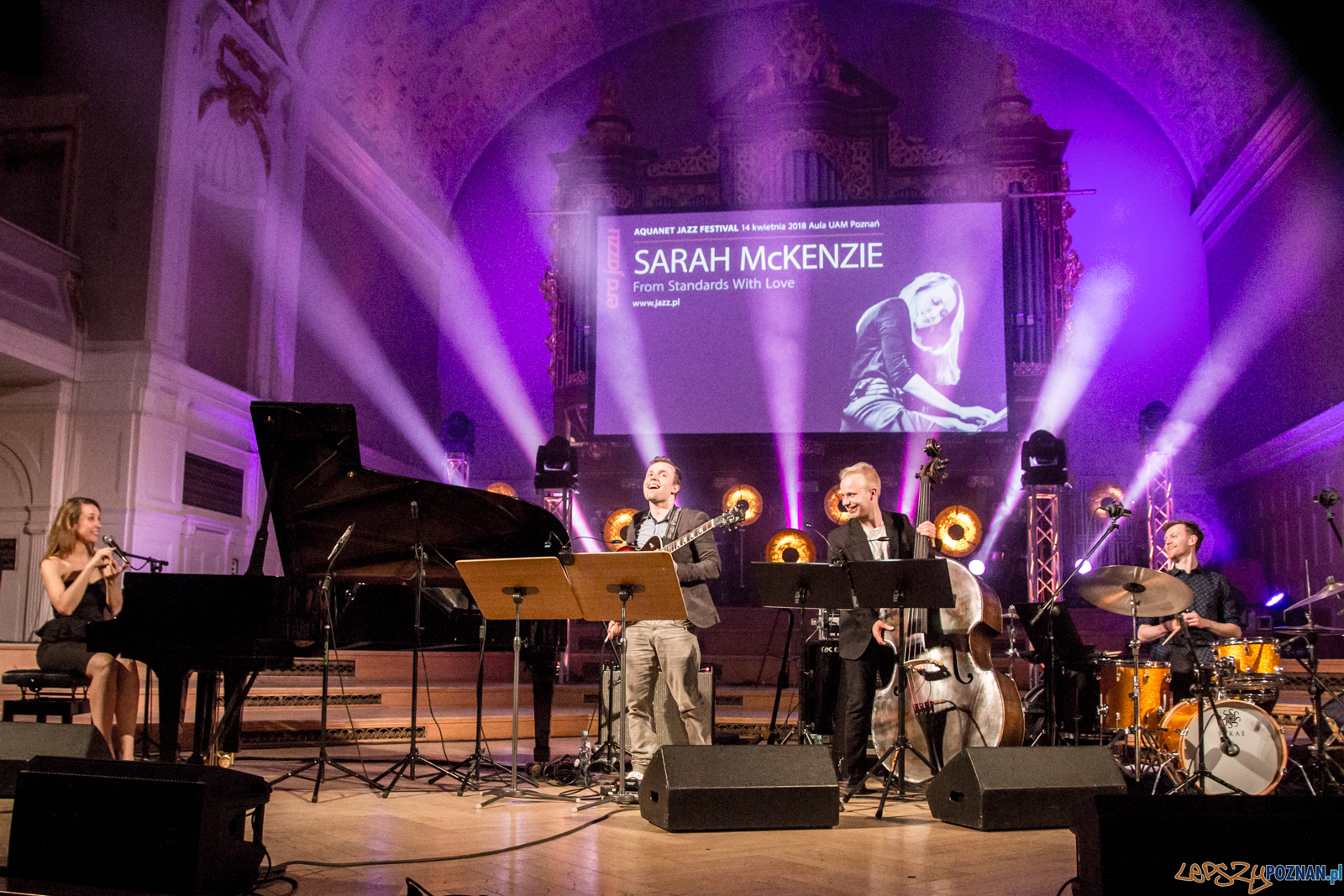 SARAH McKENZIE - From Standards With Love Foto: lepszyPOZNAN.pl / Ewelina Jaśkowiak SARAH McKENZIE - From Standards With Love Foto: lepszyPOZNAN.pl / Ewelina Jaśkowiak