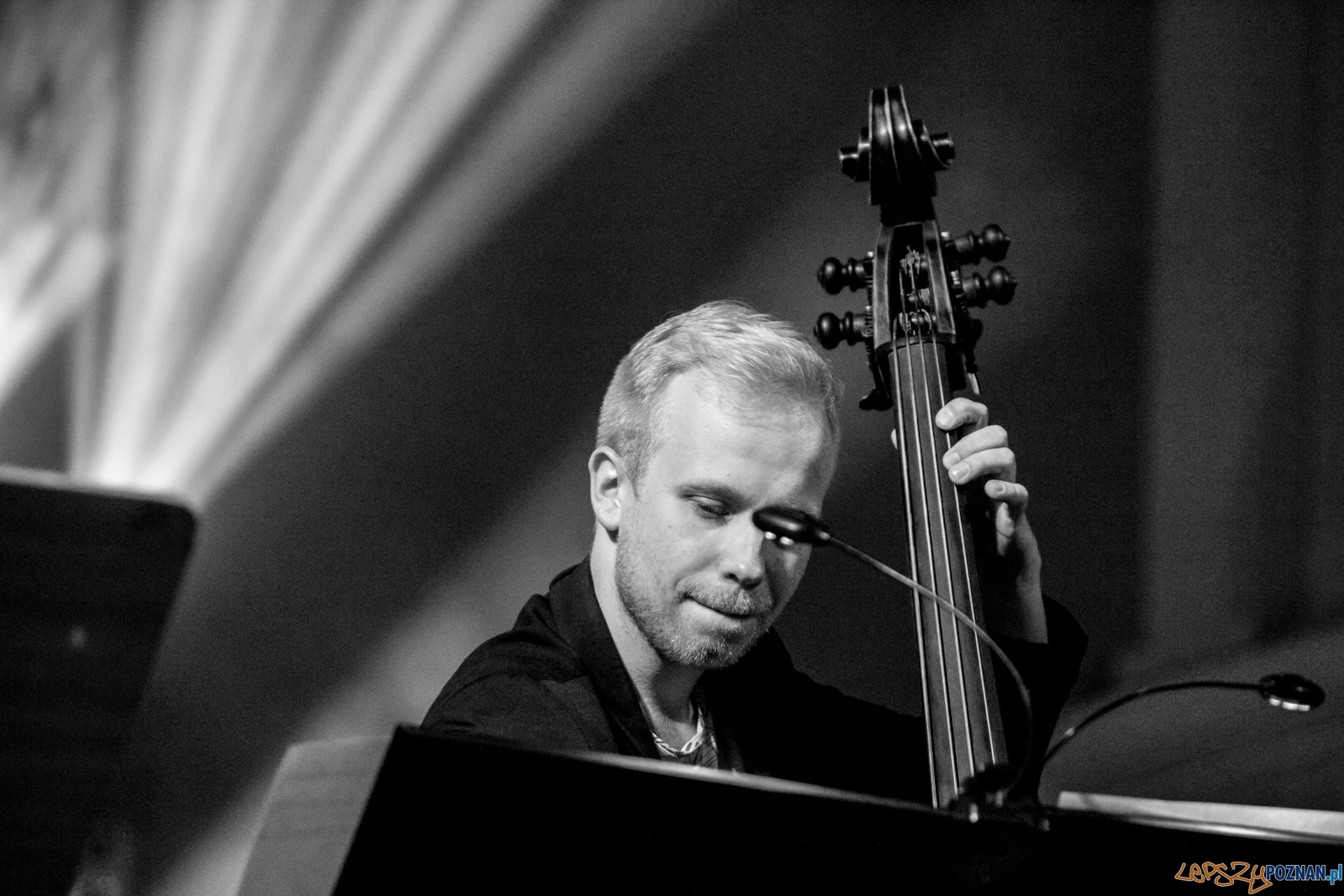 SARAH McKENZIE - From Standards With Love Foto: lepszyPOZNAN.pl / Ewelina Jaśkowiak SARAH McKENZIE - From Standards With Love Foto: lepszyPOZNAN.pl / Ewelina Jaśkowiak